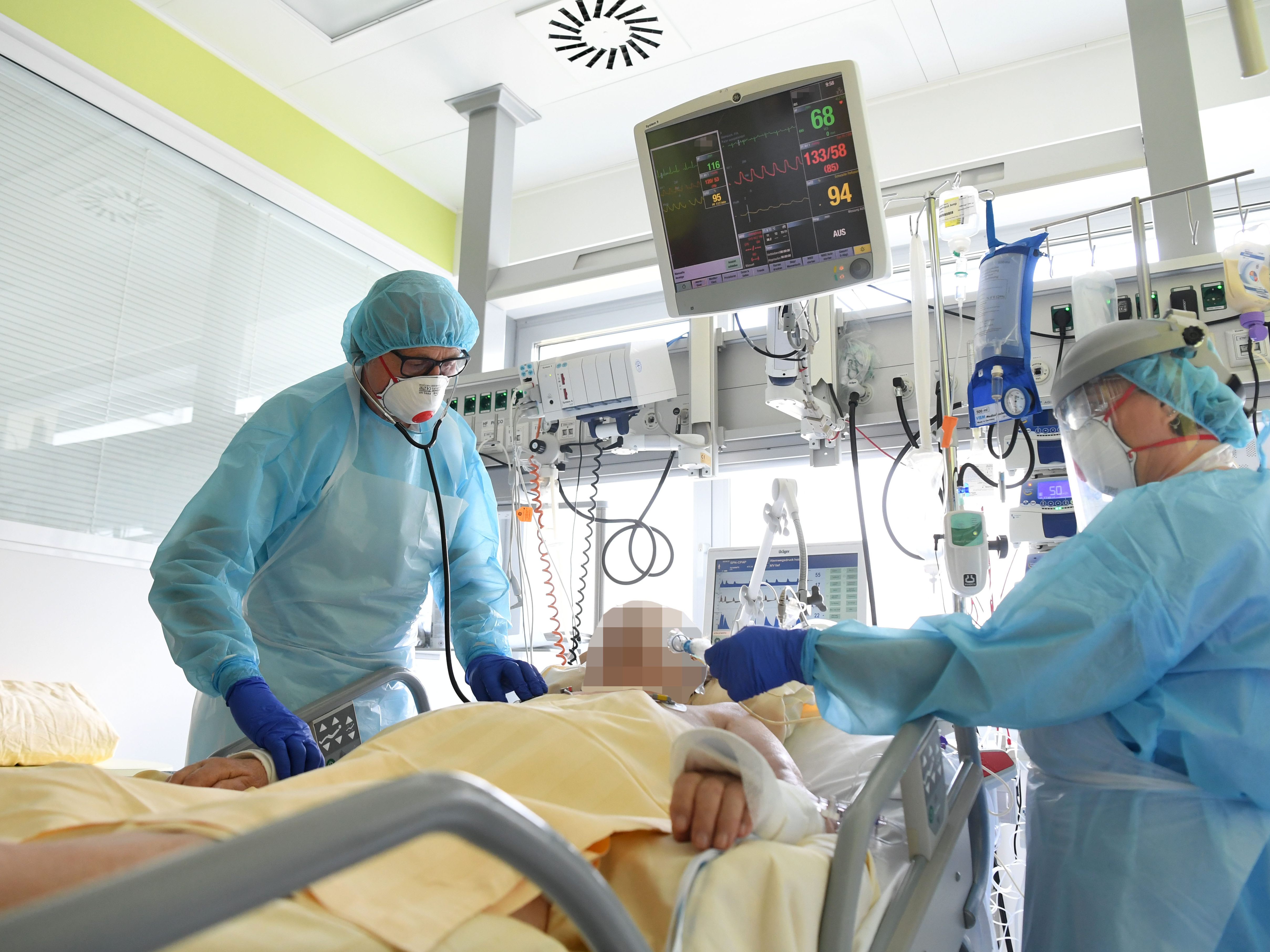 111 Covid-Patienten befanden sich am Samstag in Niederösterreich auf der Intensivstation.
