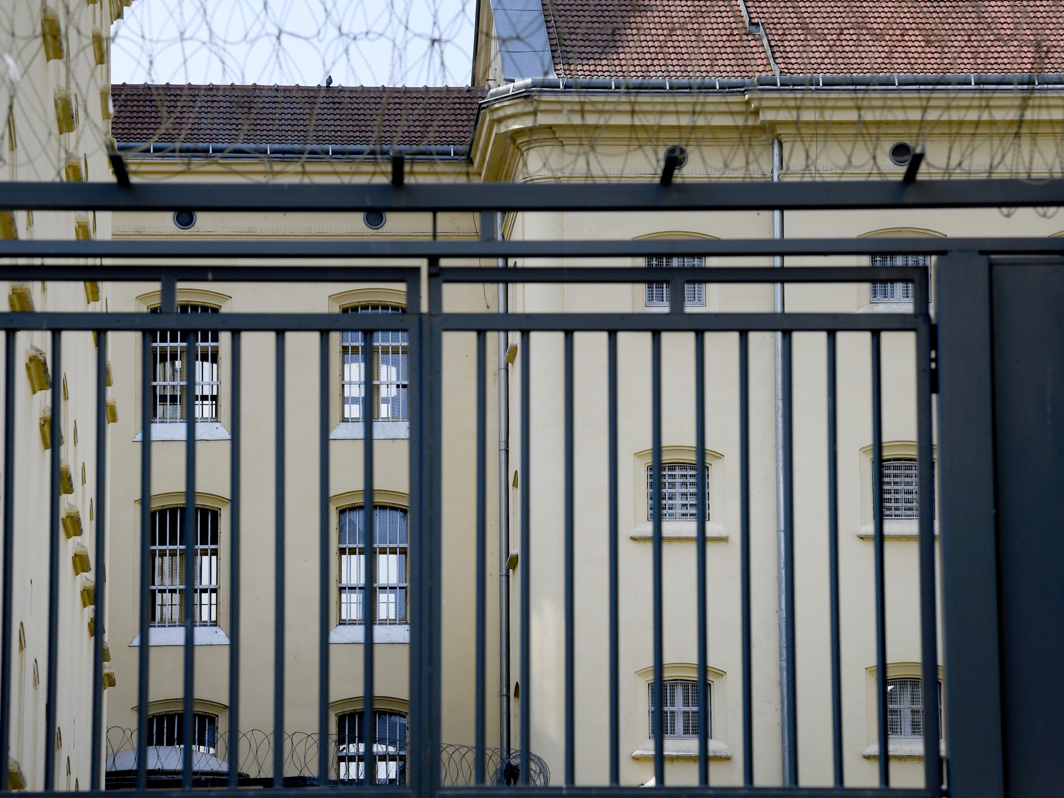 Die 42-Jährige wurde inhaftiert.