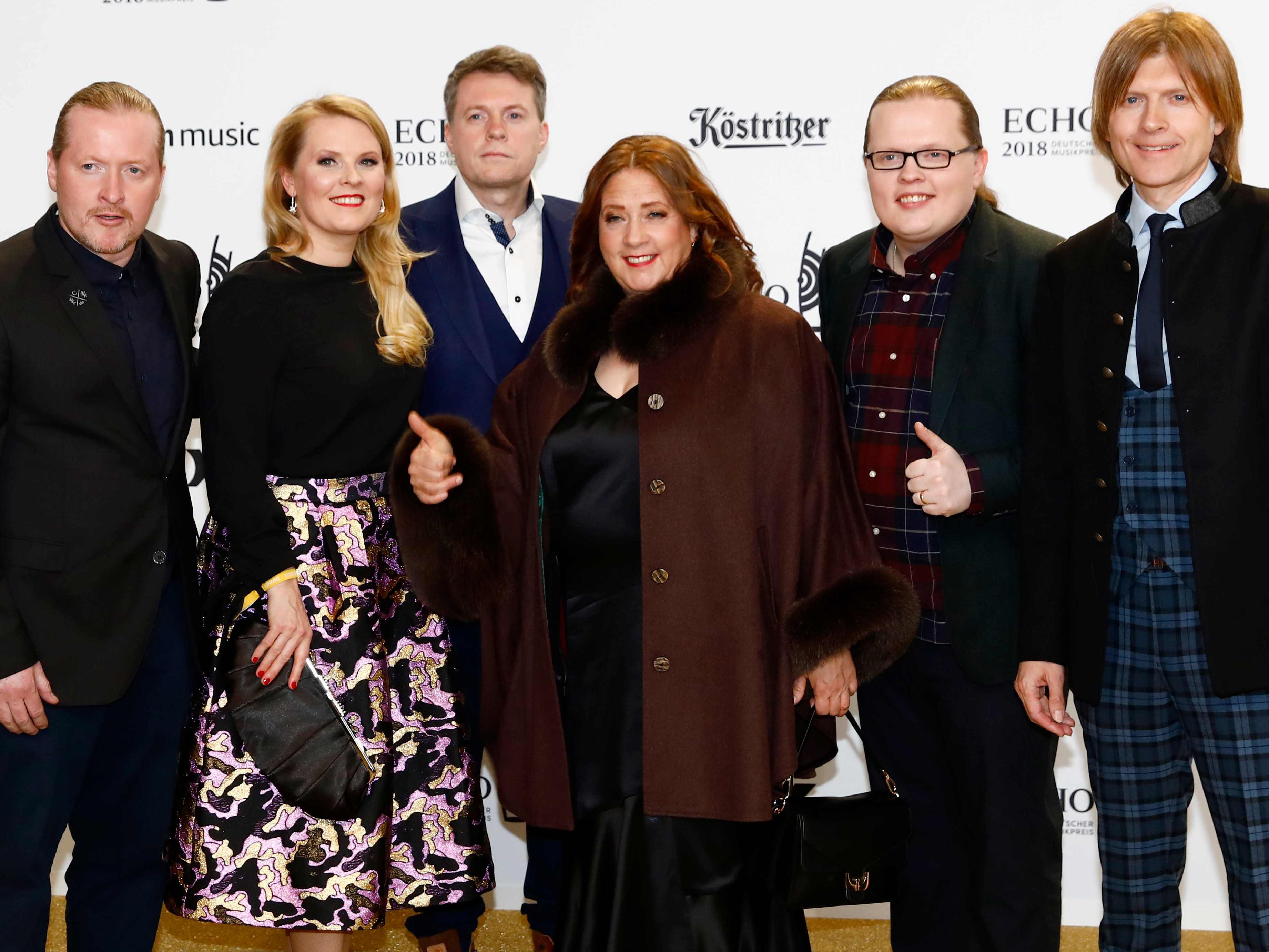 Die "Kelly Family" nimmt Abschied von ihrer Schwester Barby Kelly.