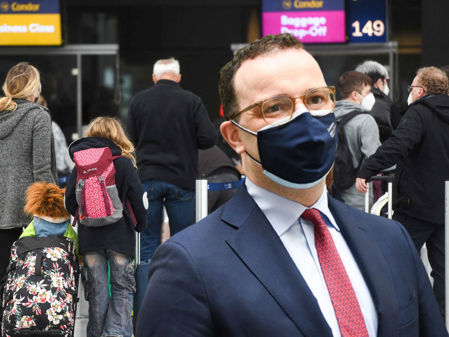 Deutschlands Gesundheitsminister Jens Spahn kündigte Vorteile für geimpfte Personen an.