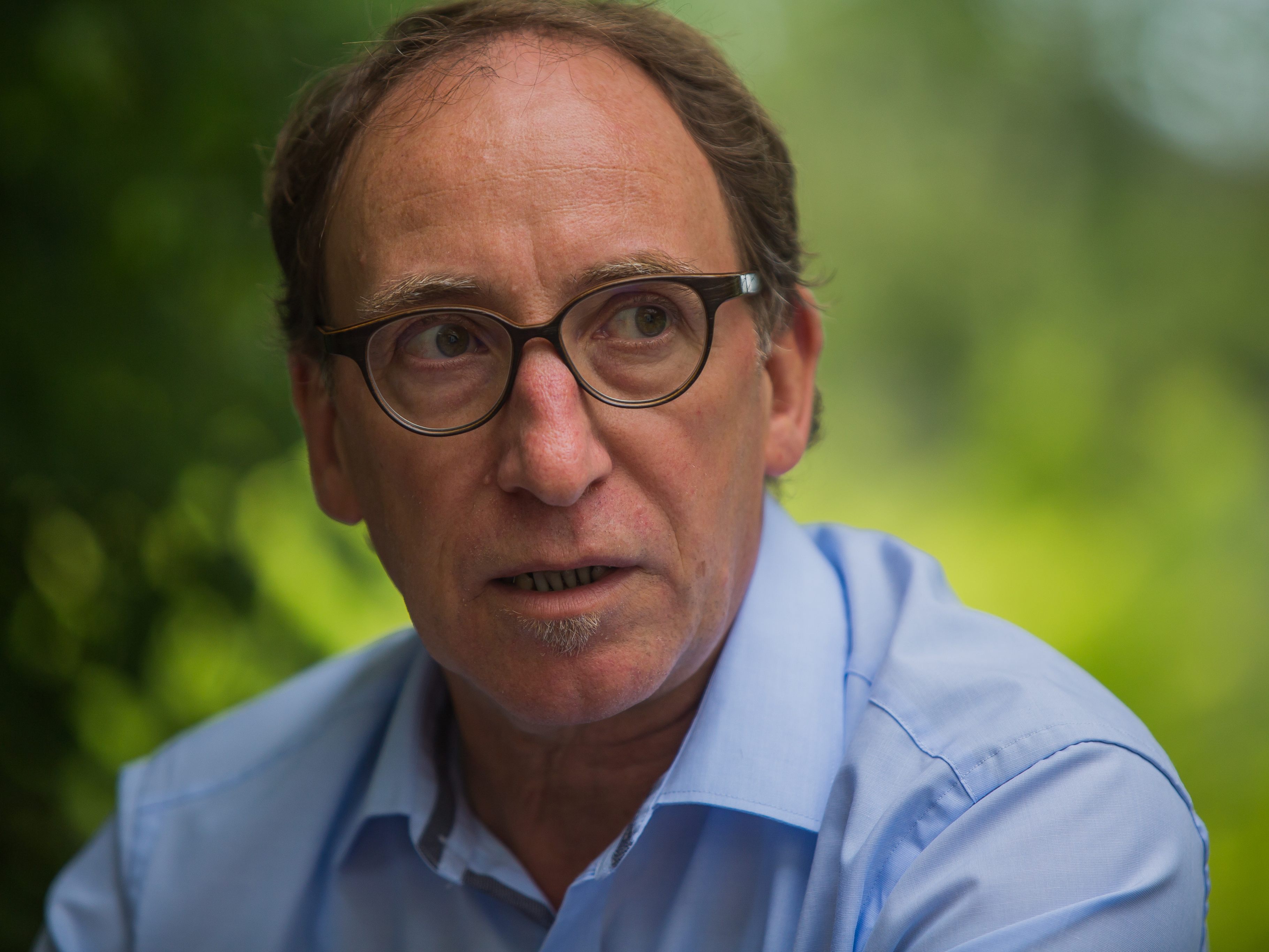 Landesrat Johannes Rauch dankt Rudolf Anschober für seine Arbeit als Gesundheitsminister. Landesrat Johannes Rauch dankt Rudolf Anschober für seine Arbeit als Gesundheitsminister.