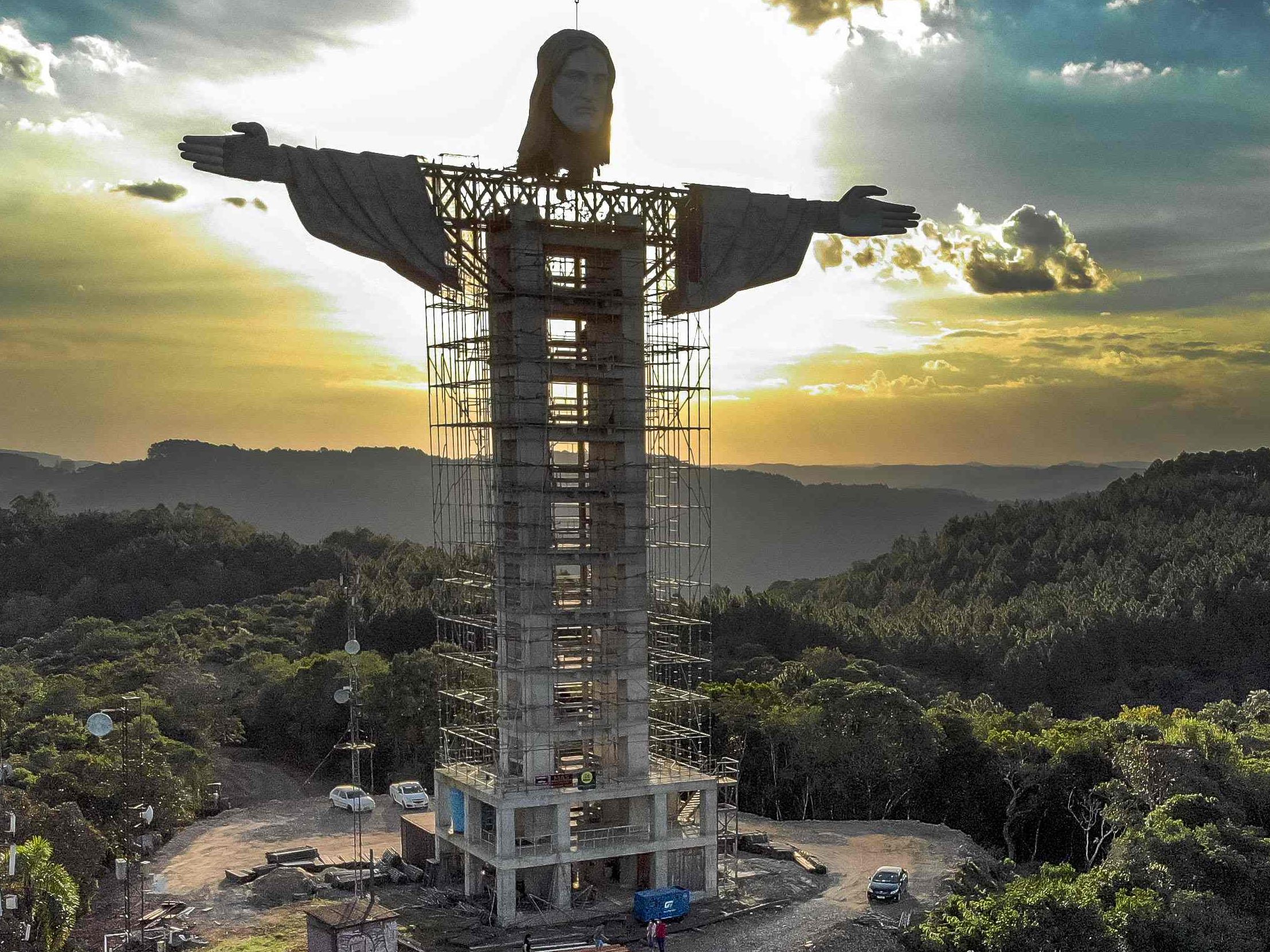 Neue Christus-Statue in Brasilien.