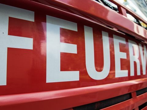 Die Feuerwehr kontne den Bewohner nur noch tot bergen.