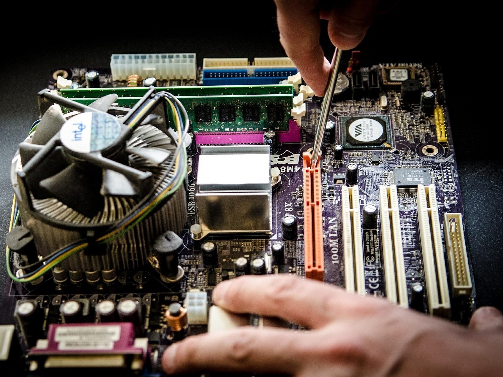 Ein Gütesiegel soll über die Geräte-Lebensdauer Auskunft geben, so die AK.