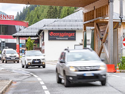 Blick nach Italien am Tiroler Grenzübergang Brenner