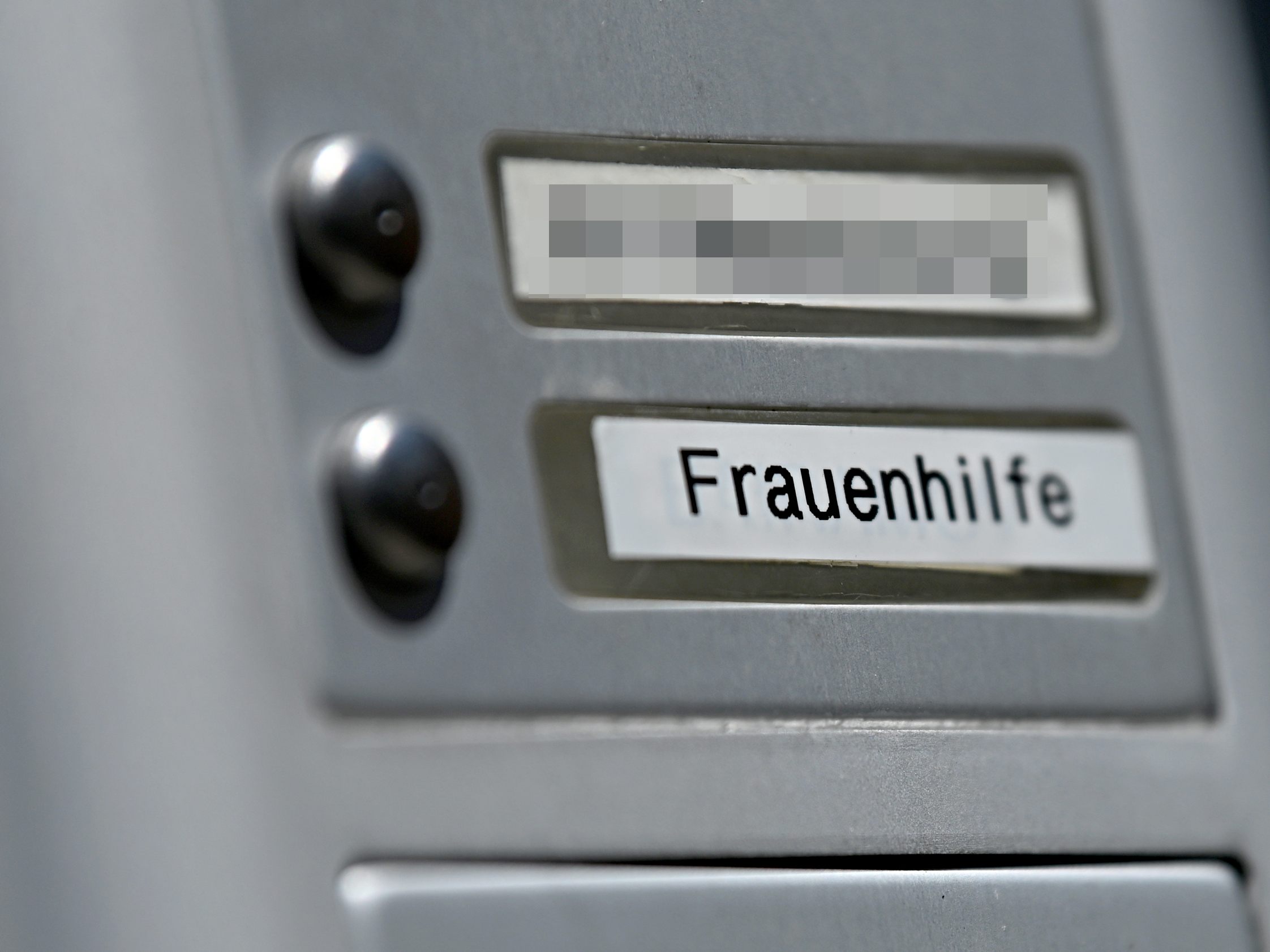 Die Regierung arbeitet an der Umsetzung des Gewaltschutzpakets. Die Regierung arbeitet an der Umsetzung des Gewaltschutzpakets.