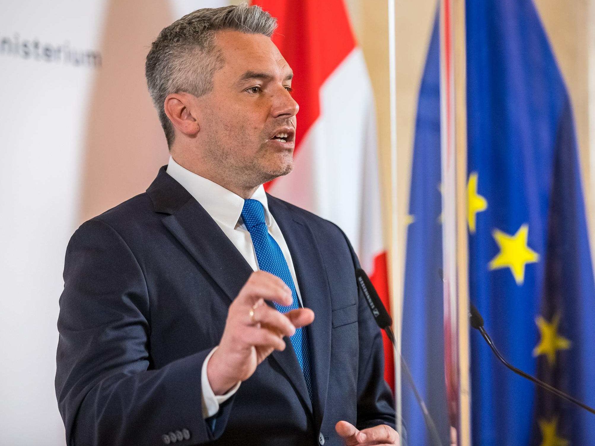 Pressekonferenz mit Karl Nehammer - live ab 16.30 Uhr.