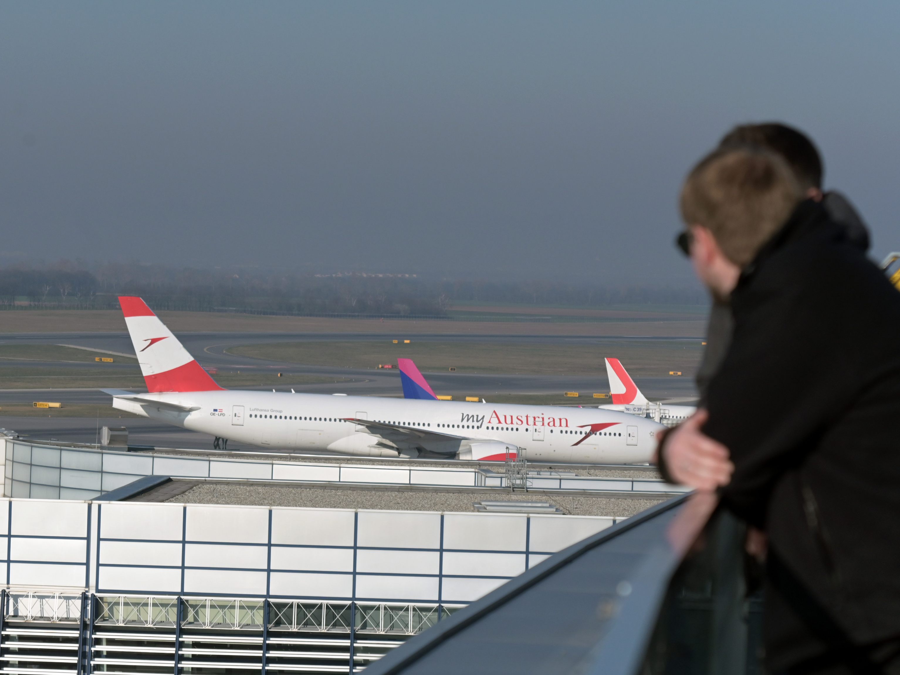 Maximal 80 Personen dürfen sich auf der Besucherterrasse aufhalten.