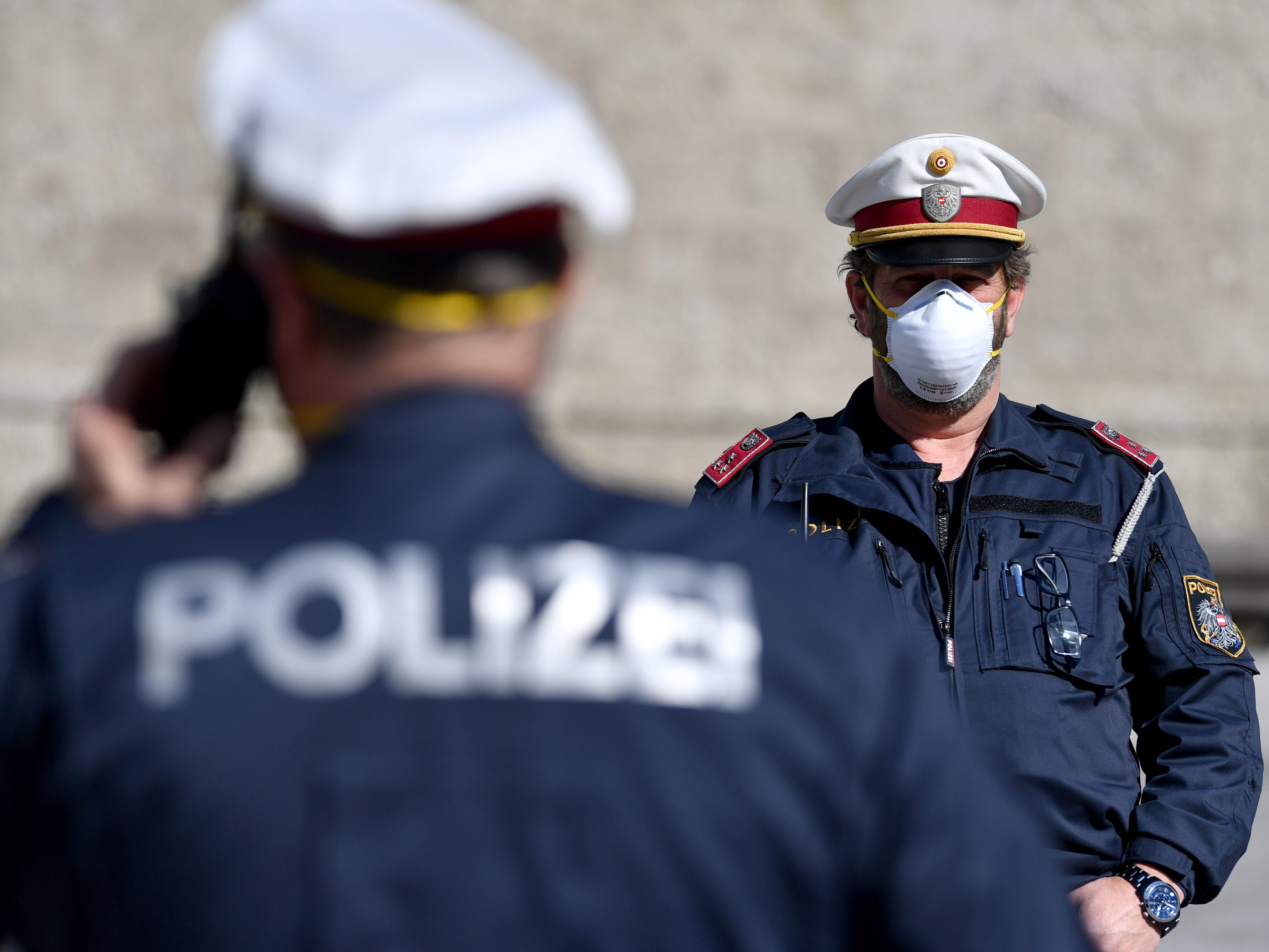 Die Frau ging der Polizei bei Personenkontrollen ins Netz.