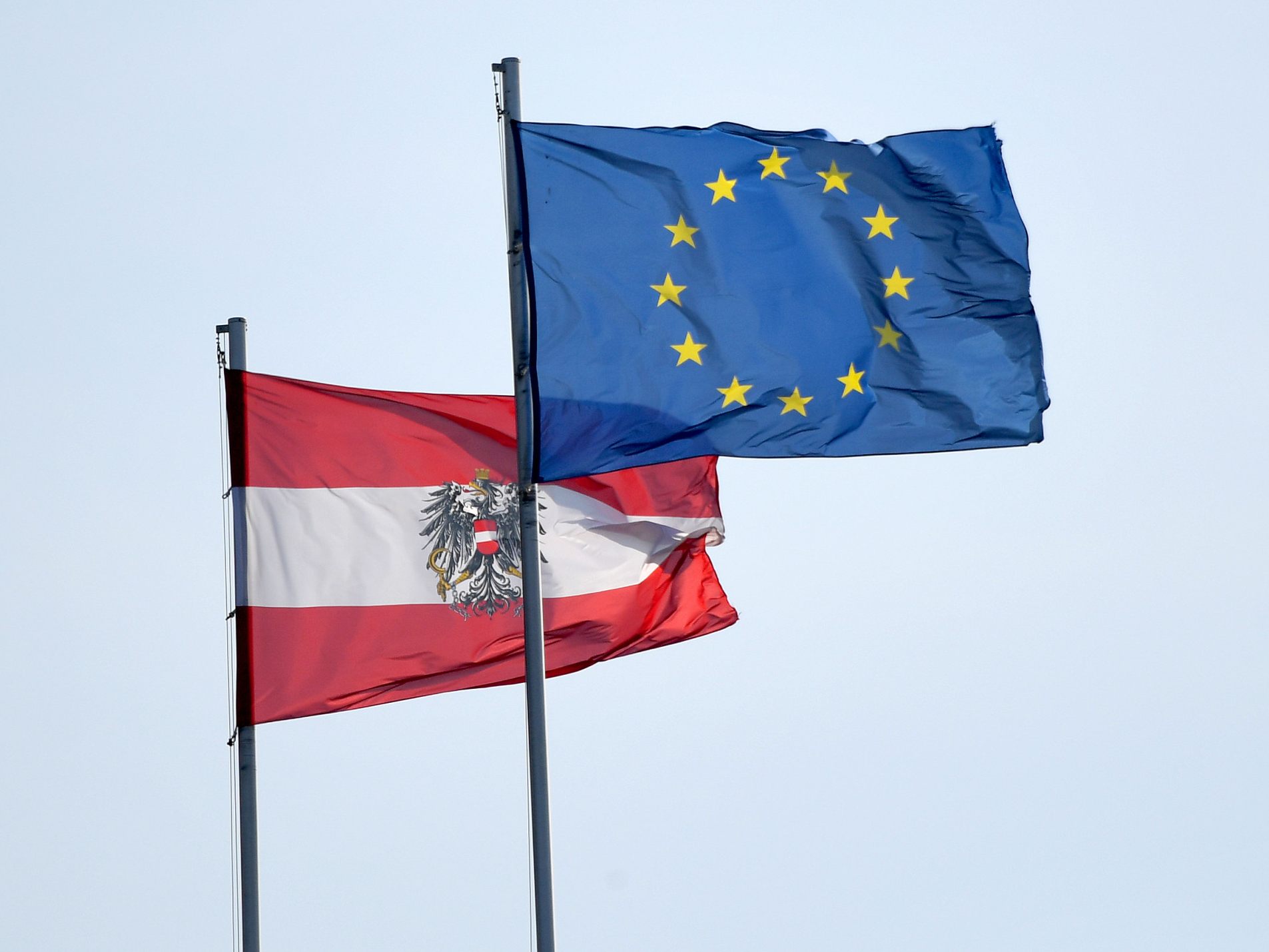 Österreich bekommt EU-Gelder für Kampf gegen Corona und Klimawandel. Österreich bekommt EU-Gelder für Kampf gegen Corona und Klimawandel.