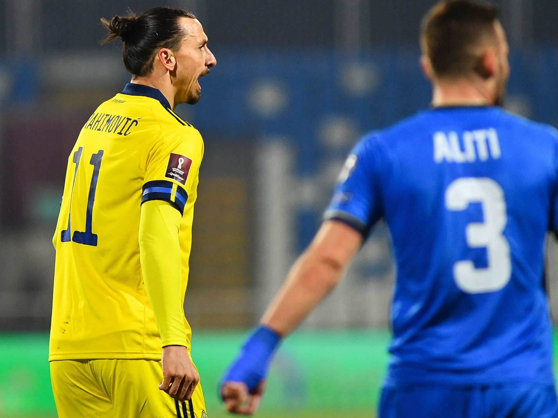 Zlatan Ibrahimovic wird für Schweden keine EM-Tore schießen. Zlatan Ibrahimovic wird für Schweden keine EM-Tore schießen.