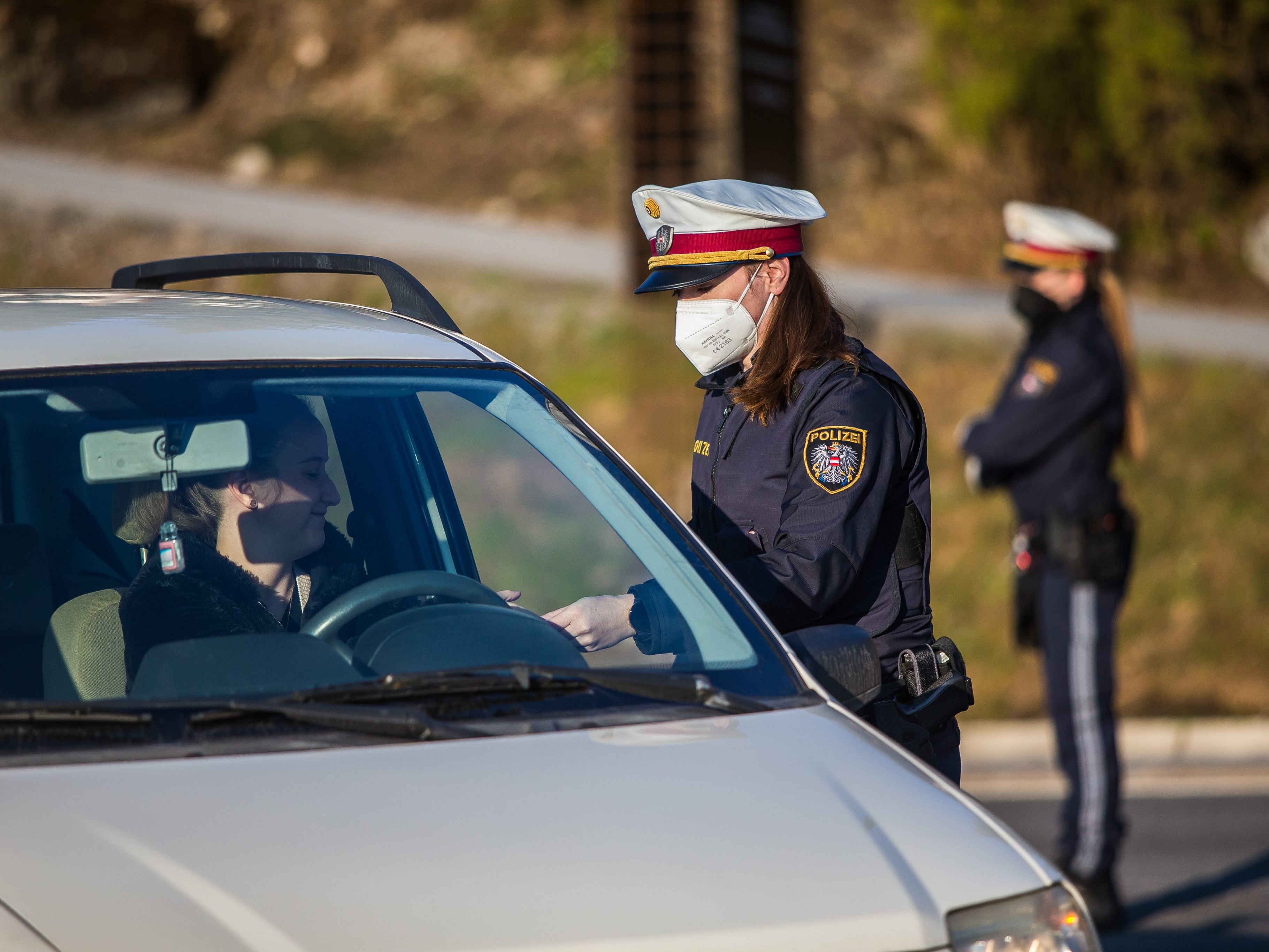 Die Polizei zieht Bilanz über die Ausreisetestpflicht im Bregenzerwald und Rheindelta. Die Polizei zieht Bilanz über die Ausreisetestpflicht im Bregenzerwald und Rheindelta.
