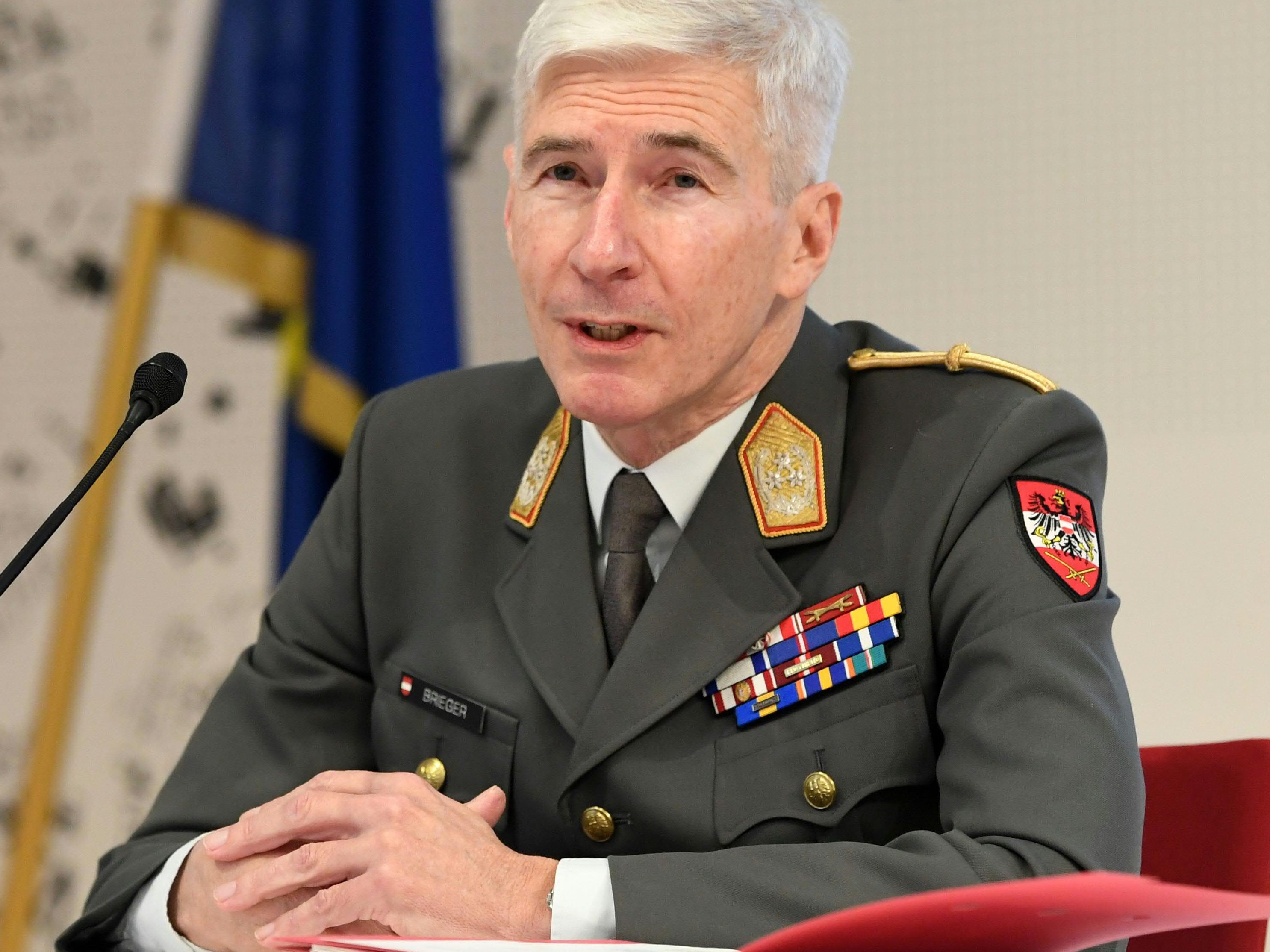 Als "Chairman of the European Union Military Committee" wurde Brieger von allen Staaten bestätigt.
