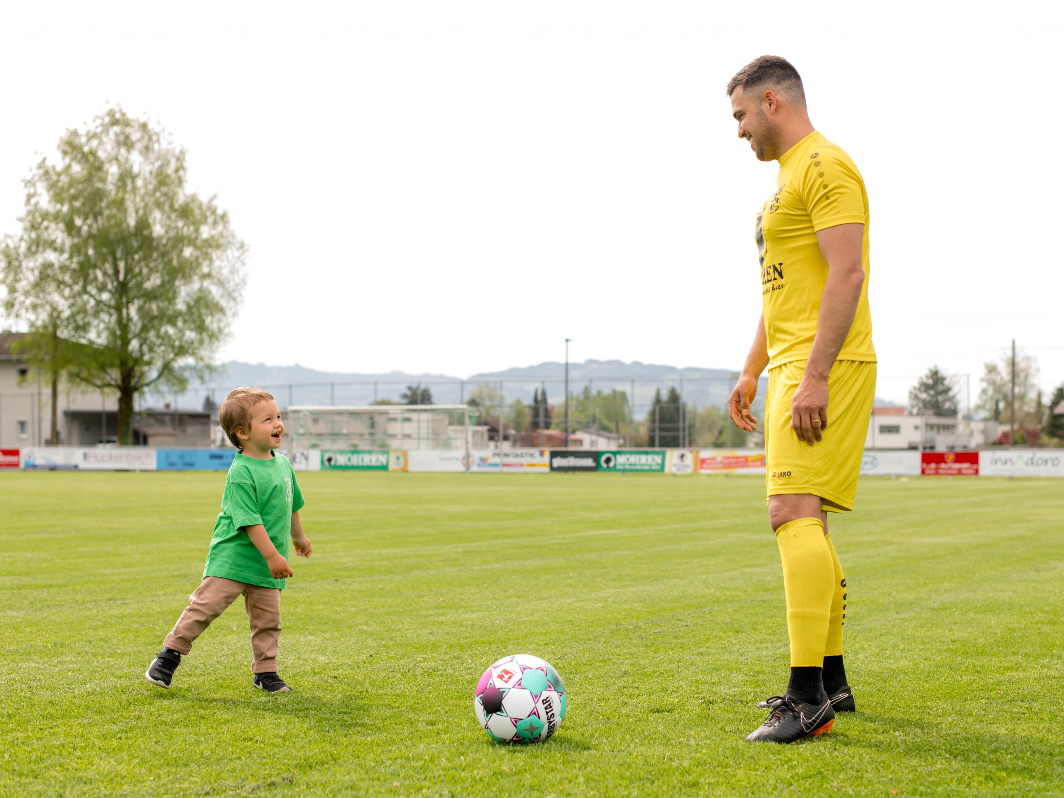 Der kleine Sohn von Tormann Kevin Fend ist der Namensgeber vom Crowdfunding-Projekt dass der DSV ins Leben gerufen hat. Der kleine Sohn von Tormann Kevin Fend ist der Namensgeber vom Crowdfunding-Projekt dass der DSV ins Leben gerufen hat.