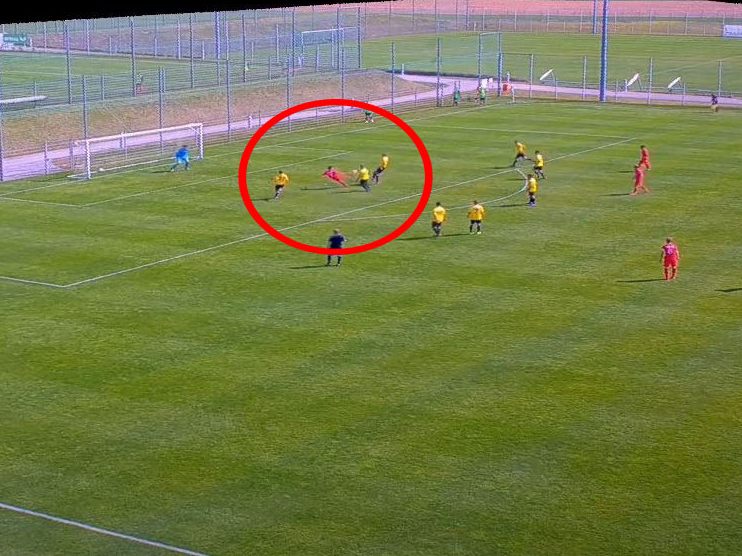 Ein Freistoß, ein Volley, ein Traumtor. Ein Freistoß, ein Volley, ein Traumtor.