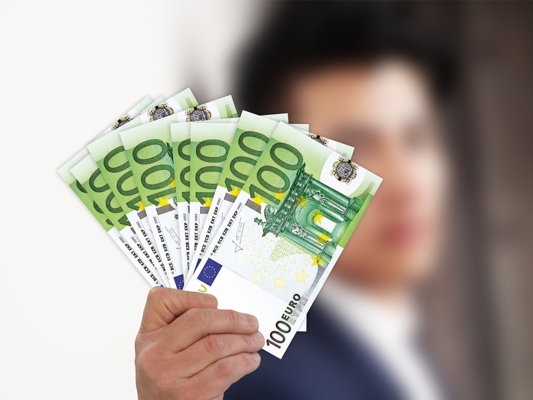 Experten warnen vor Folgepleiten gesunder Firmen. Experten warnen vor Folgepleiten gesunder Firmen.