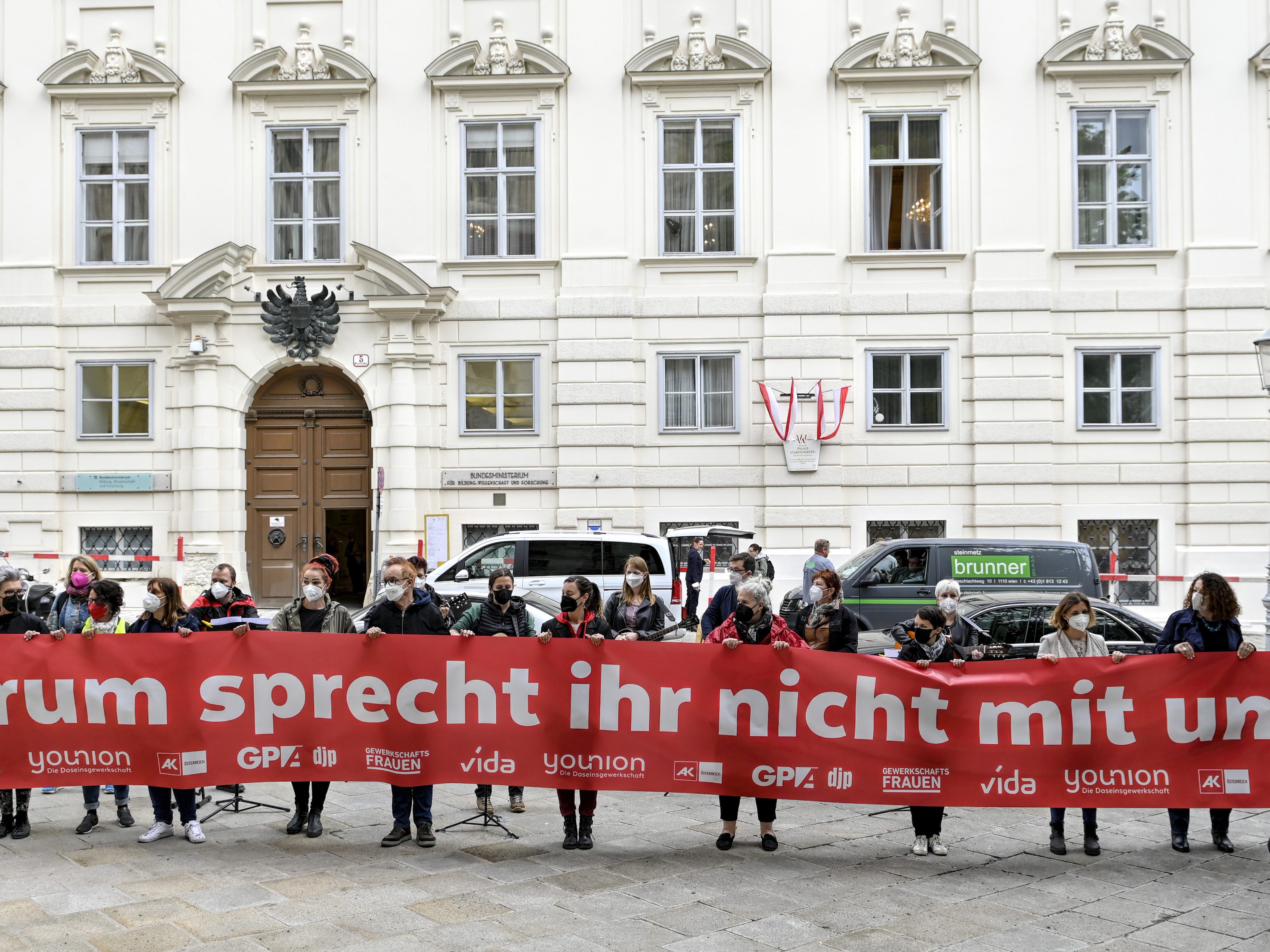 Das Kindergartenpersonal fühlt sich im Stich gelassen. Das Kindergartenpersonal fühlt sich im Stich gelassen.