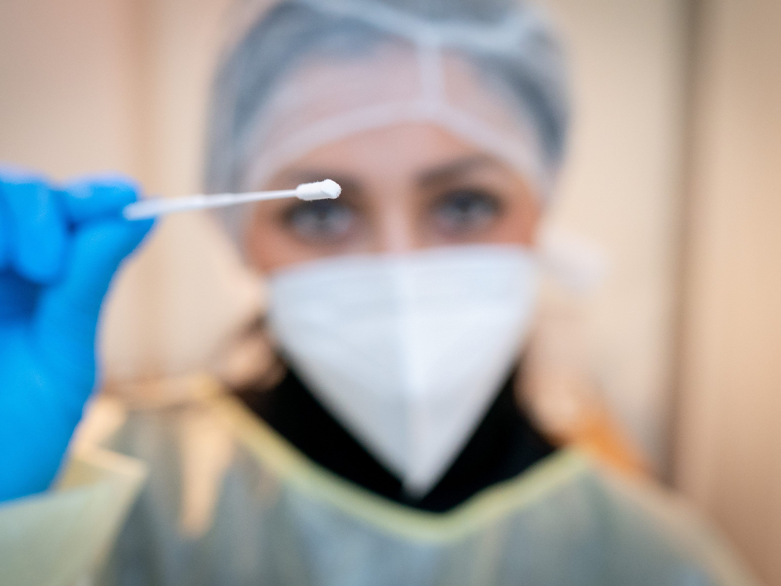 In den letzten 24 Stunden wurden mehr als 700.000 Tests erledigt. In den letzten 24 Stunden wurden mehr als 700.000 Tests erledigt.