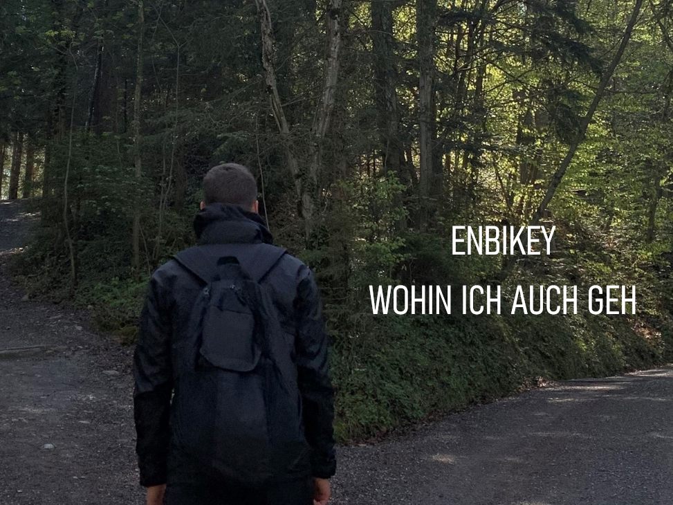 Noah Küng alias "Enbikey" präsentiert seine erste EP. Noah Küng alias "Enbikey" präsentiert seine erste EP.