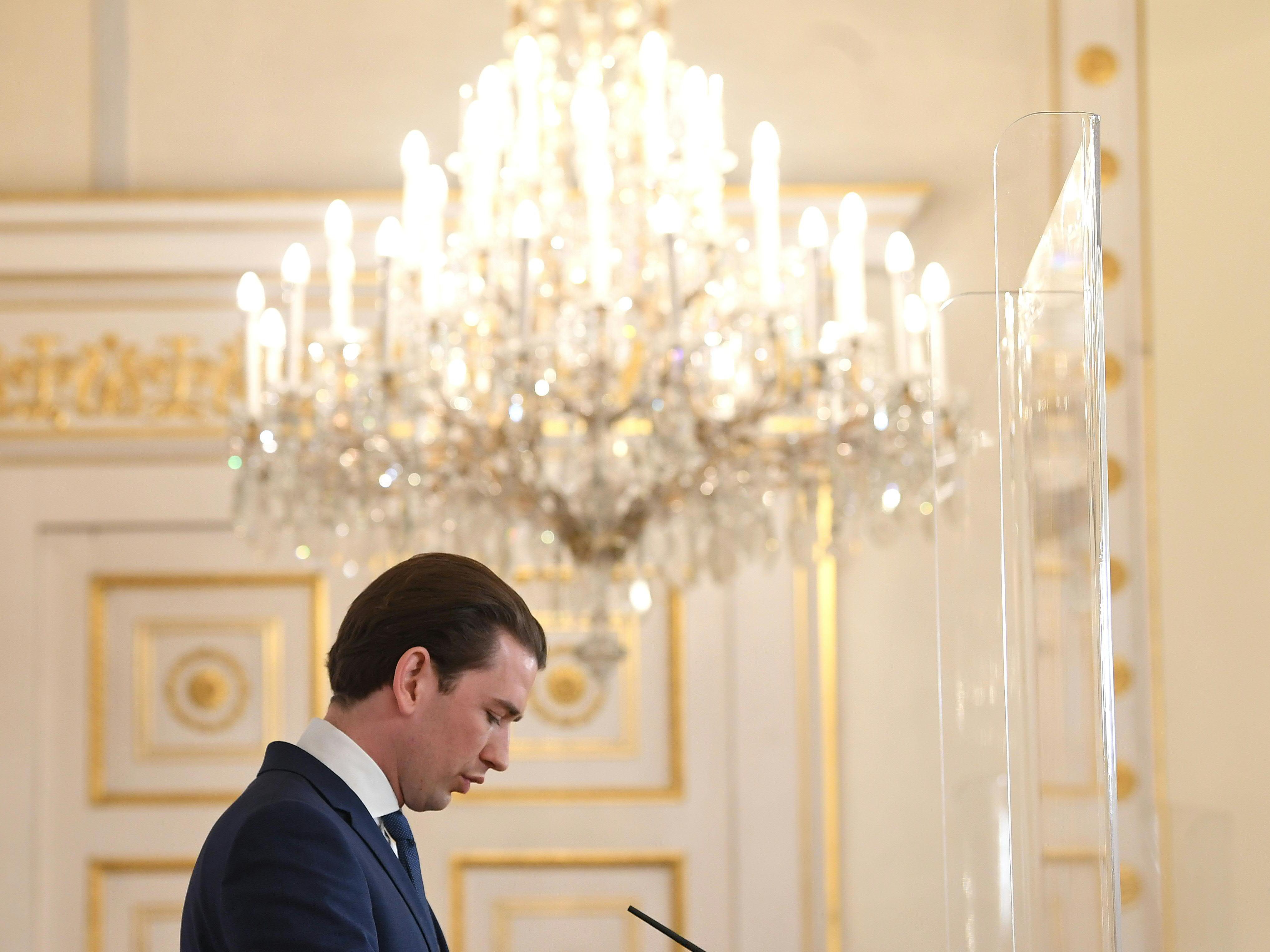 sebastian kurz wurde von der Opposition angezeigt.