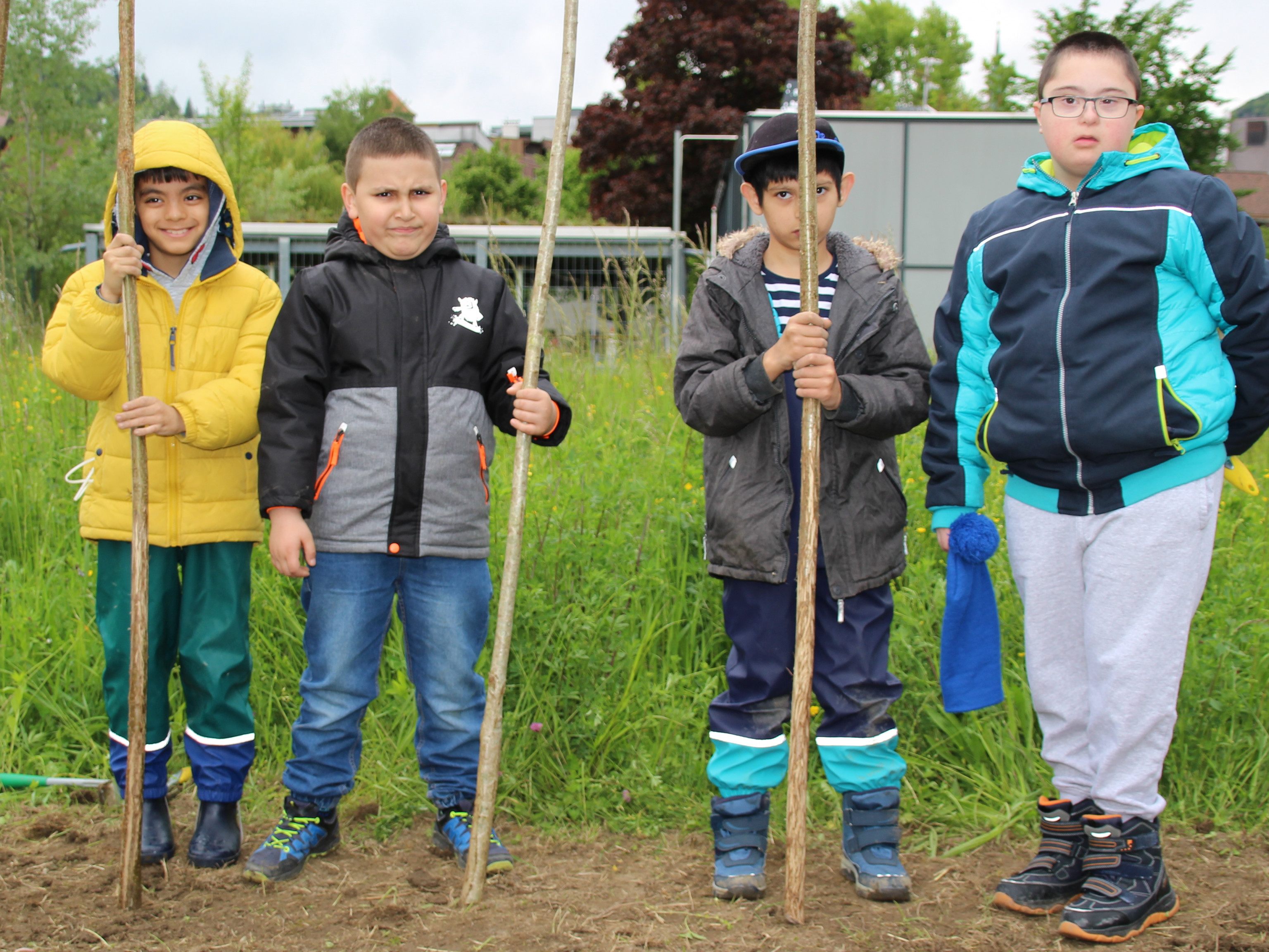 Mahadi, Can, Helal und Deniz waren im Stadtgarten aktiv.