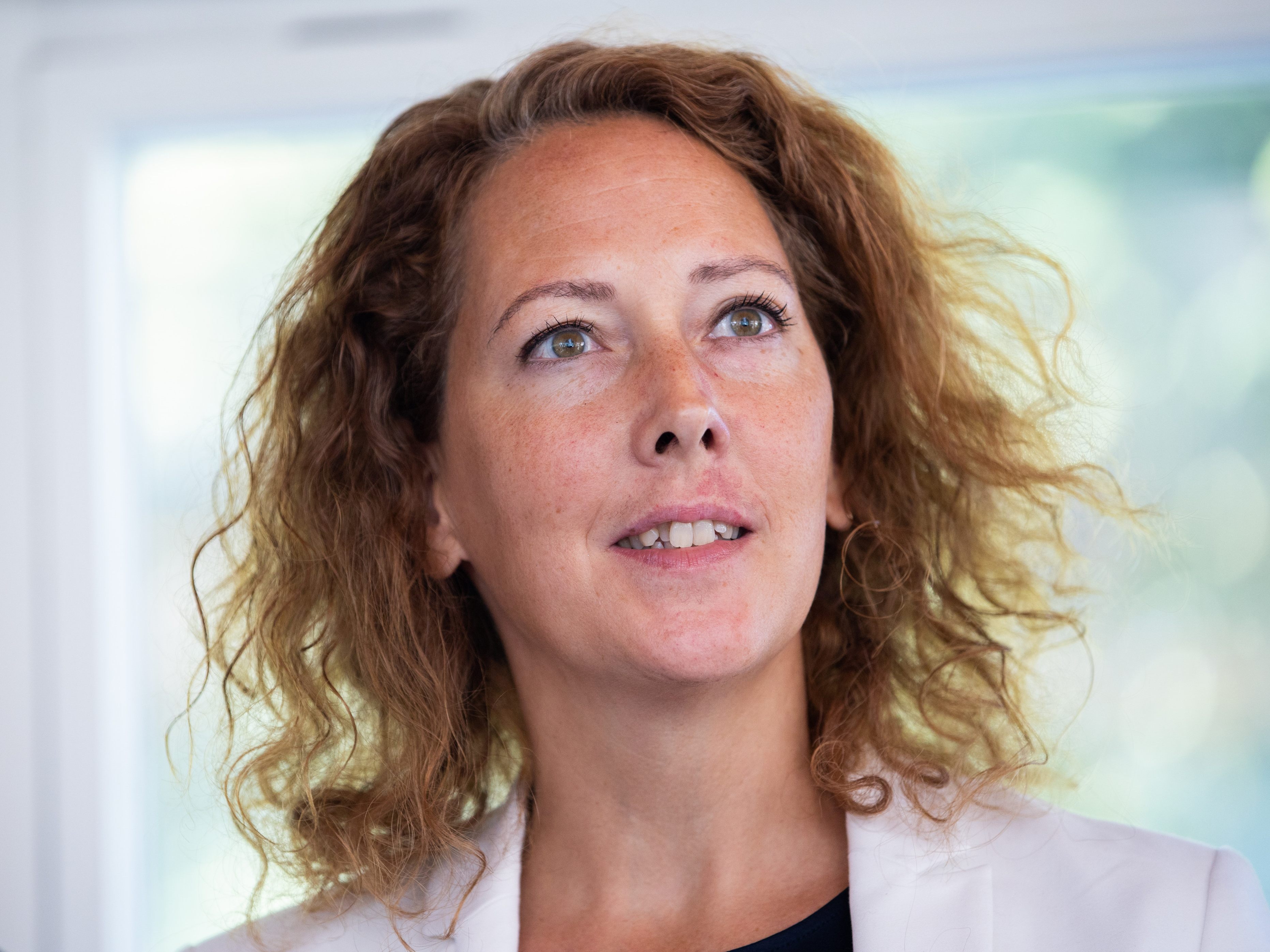 Die amtsführende Stadträtin Judith Pühringer warnt vor Kürzungen bei der Mindestischerung.