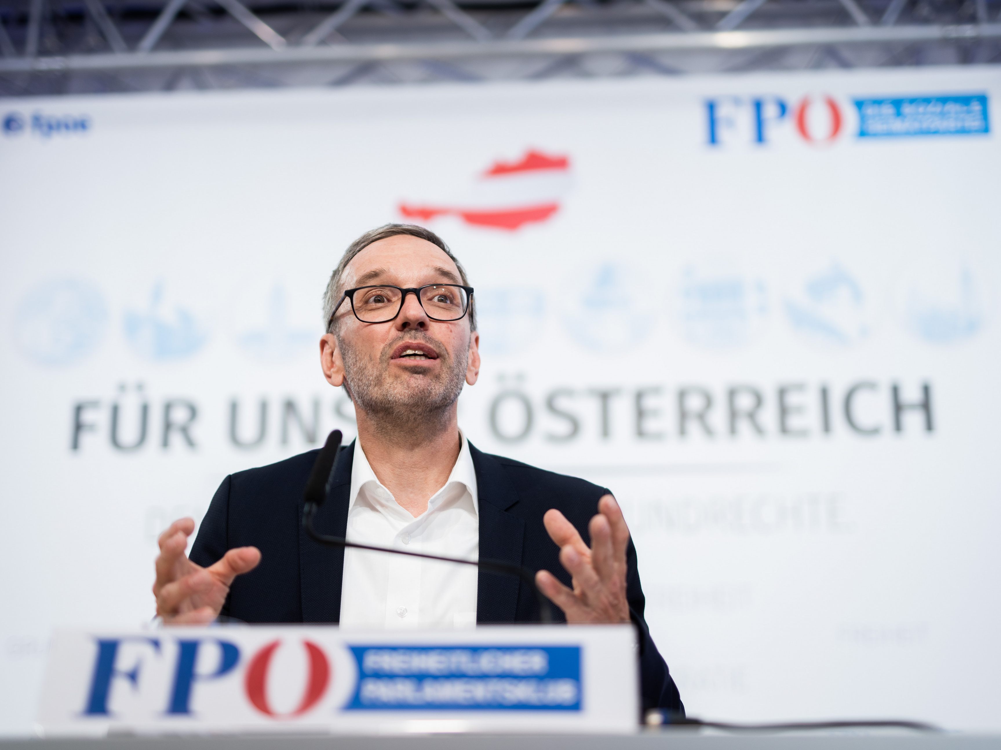 Kickl wird neuer FPÖ-Parteichef.