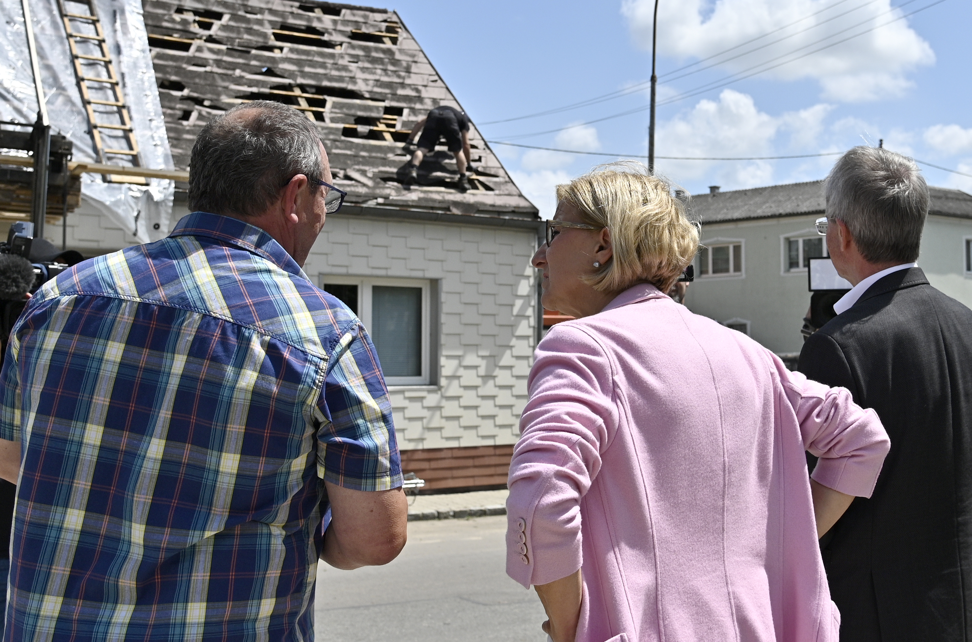Mikl-Leitner in Schrattenberg. Mikl-Leitner in Schrattenberg.
