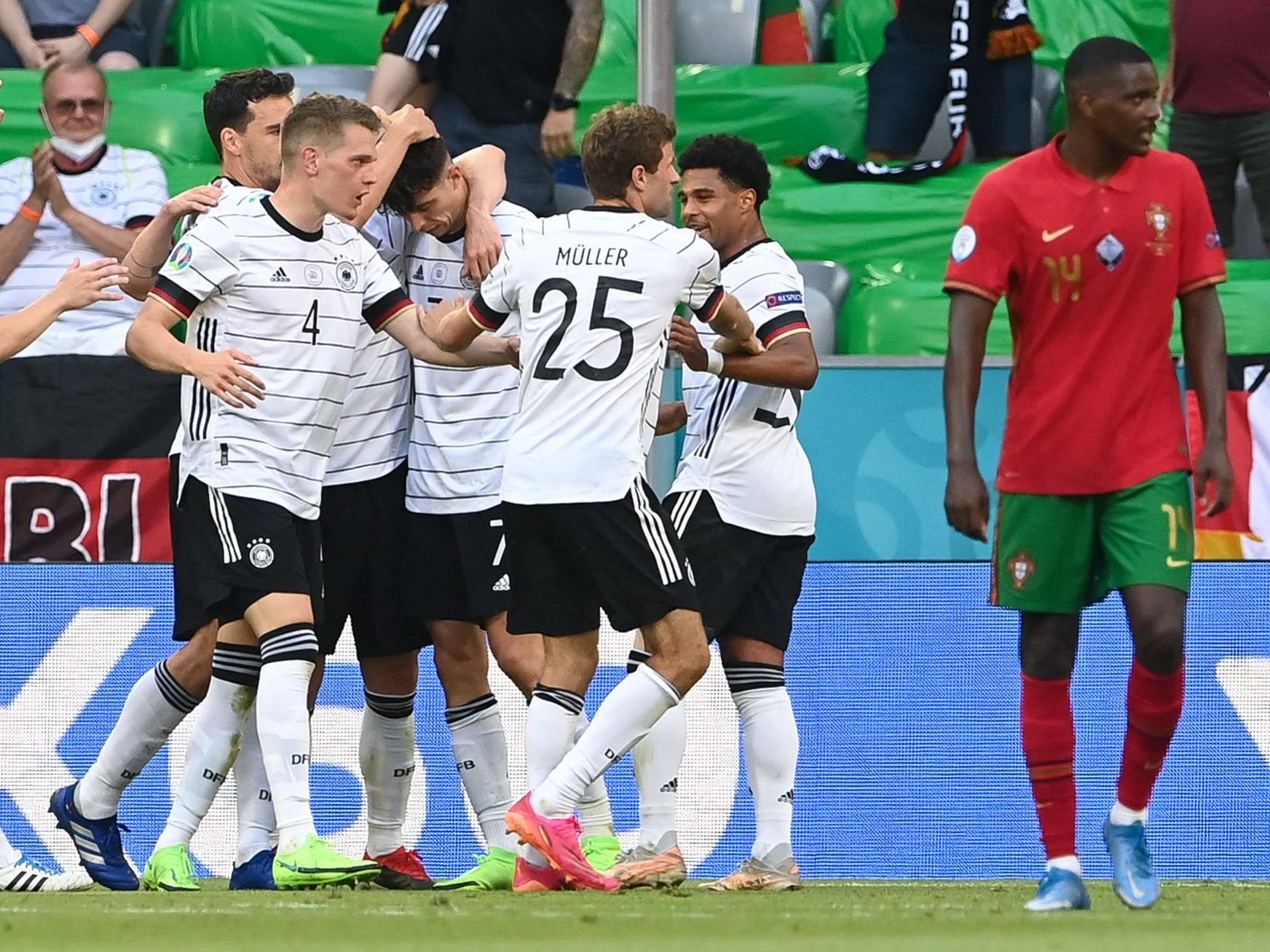 Deutschland zeigte sich heute gegen Portugal nahezu in Bestform. Deutschland zeigte sich heute gegen Portugal nahezu in Bestform.