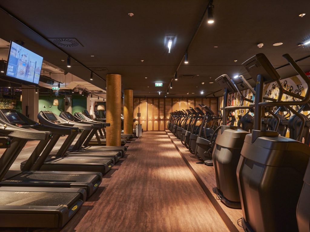 JOHN REED ersten Fitness Music Club in Wien Vienna Online
