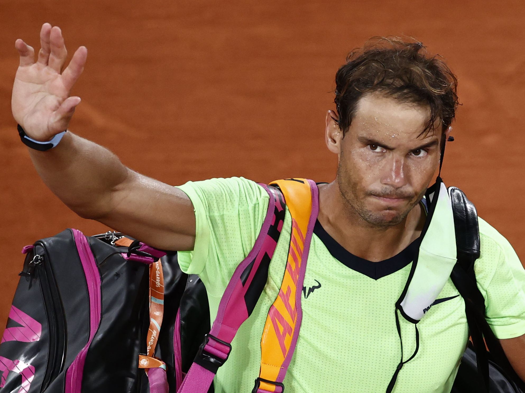 Nach 33 Siegen in Folge bei den French Open, verliert Sandplatzkönig Nadal gegen Novak Djokovic. Nach 33 Siegen in Folge bei den French Open, verliert Sandplatzkönig Nadal gegen Novak Djokovic.