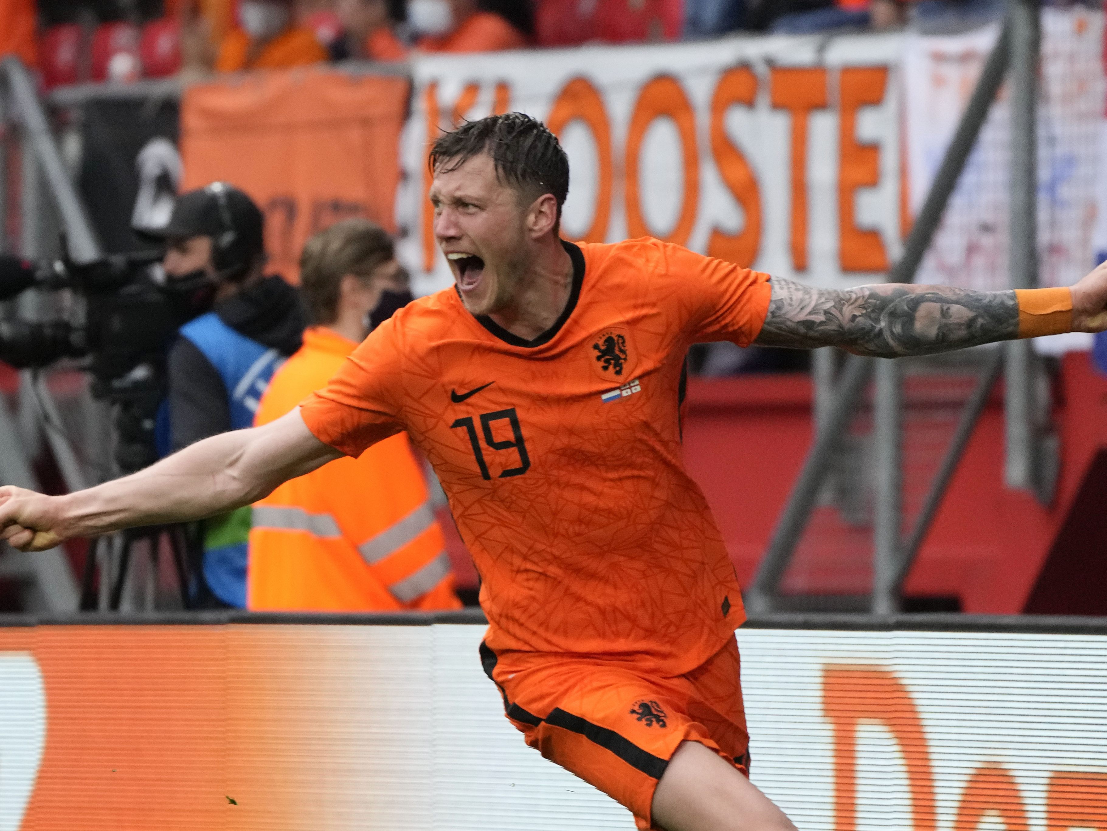 Wout Weghorst will heute gegen die Ukraine gewinnen.