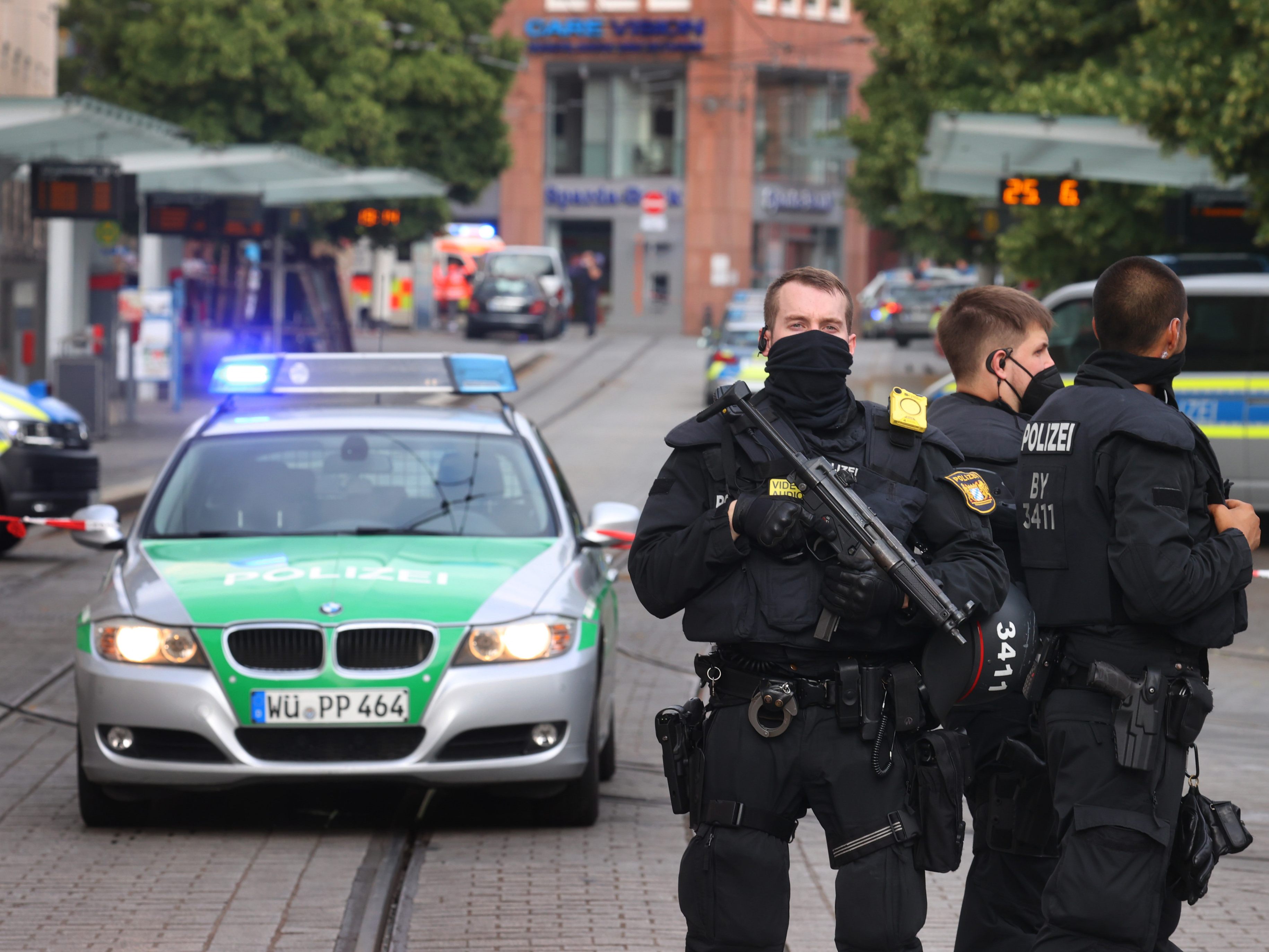 Tatort in der Innenstadt polizeilich abgeriegelt Tatort in der Innenstadt polizeilich abgeriegelt