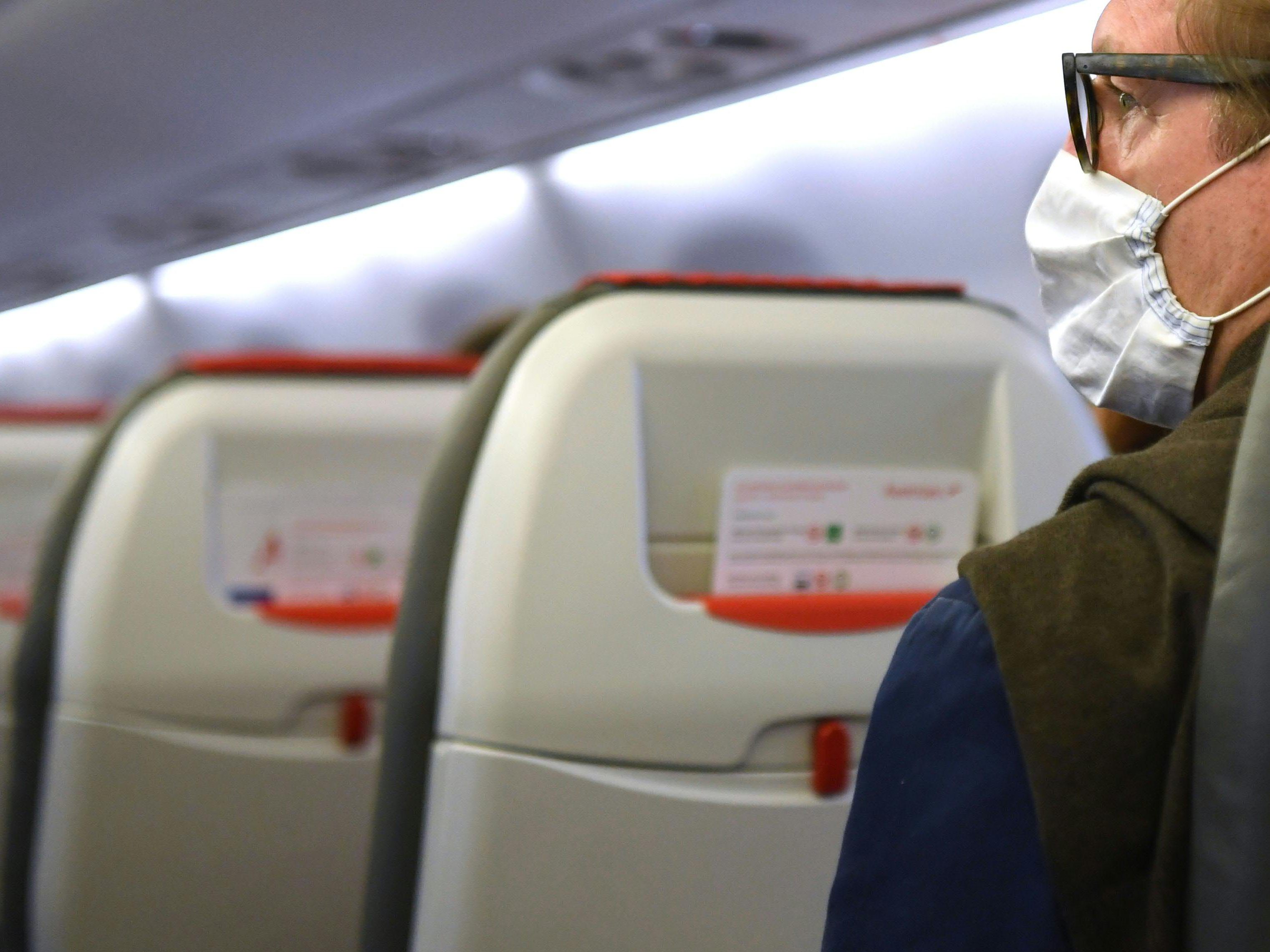 Geimpfte dürfen ganz normal mit Flugzeugen fliegen.