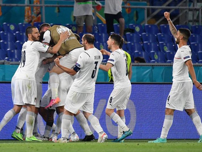 Auftaktsieg für Italien