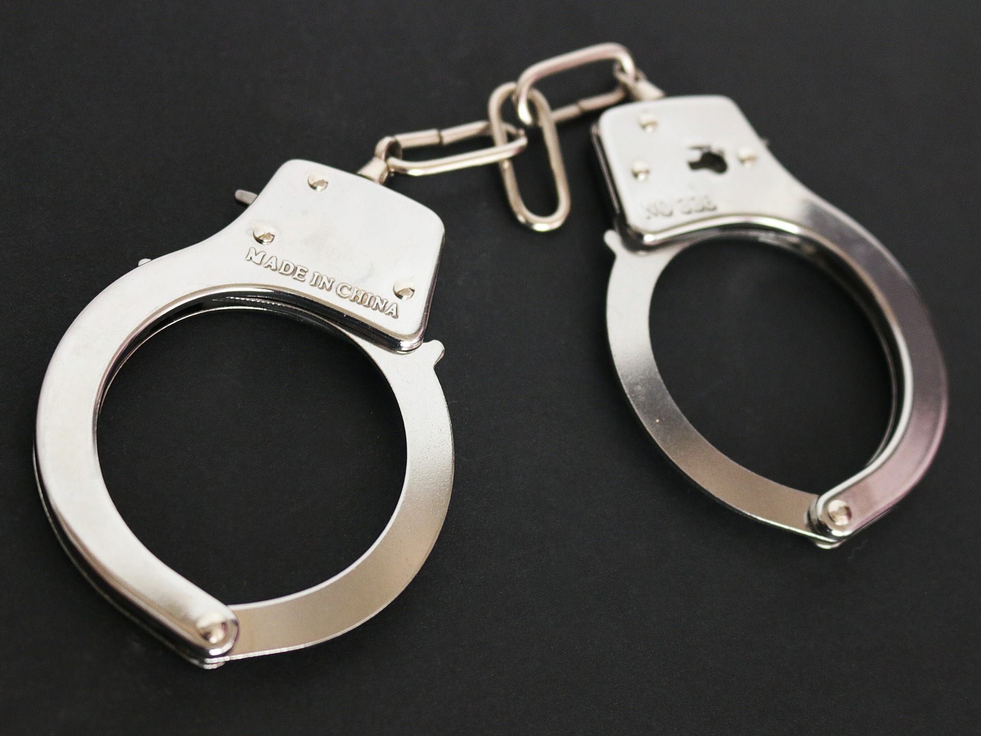 Der 50-Jährige wurde festgenommen. Der 50-Jährige wurde festgenommen.