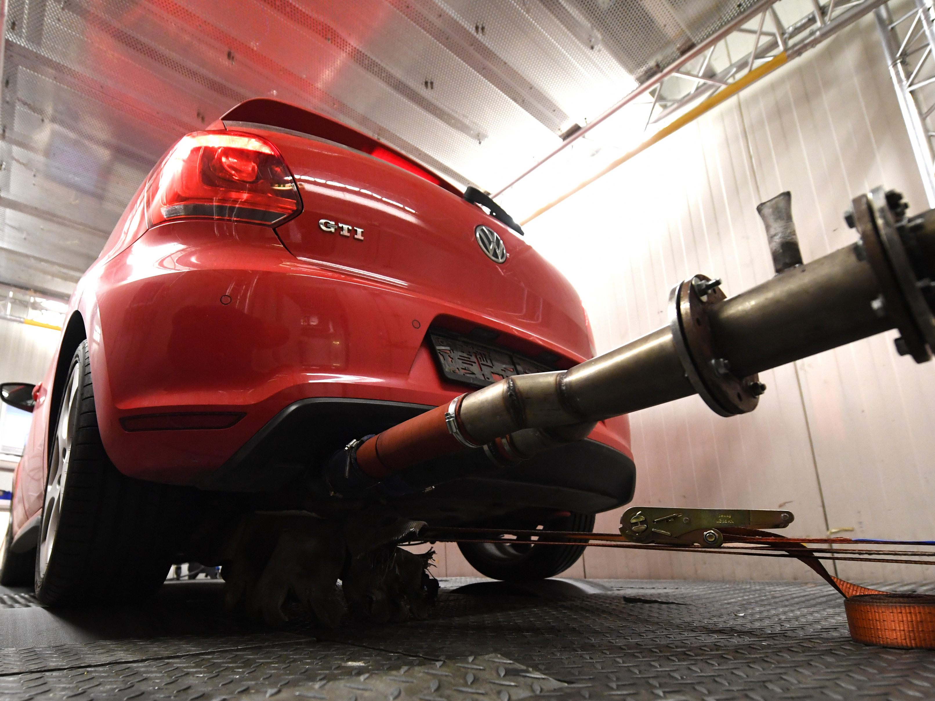 Die NoVA gilt nur für Fahrzeuge mit CO2-Emissionen. Die NoVA gilt nur für Fahrzeuge mit CO2-Emissionen.