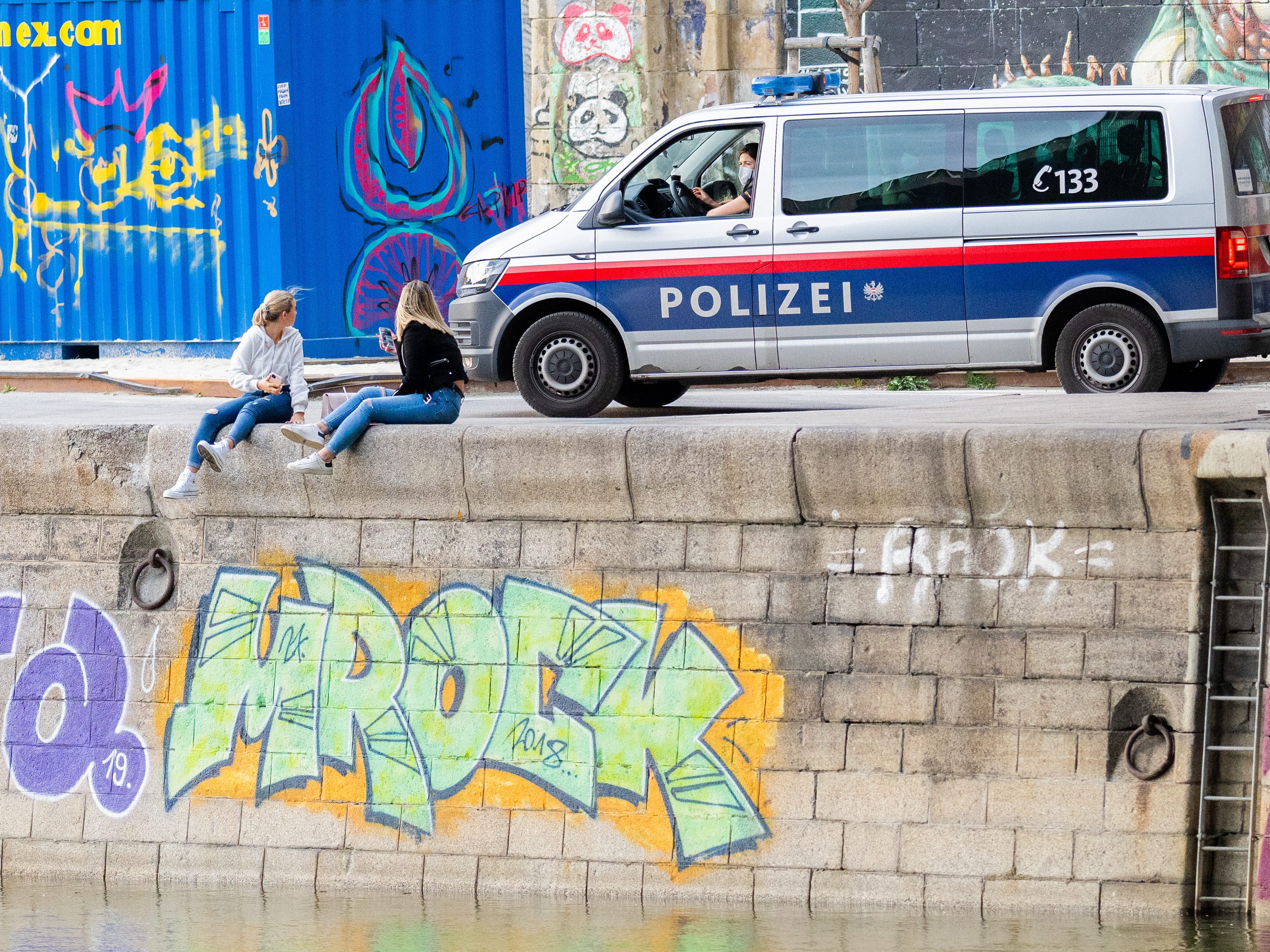 Auch am Donaukanal war mehr Polizei im Einsatz.