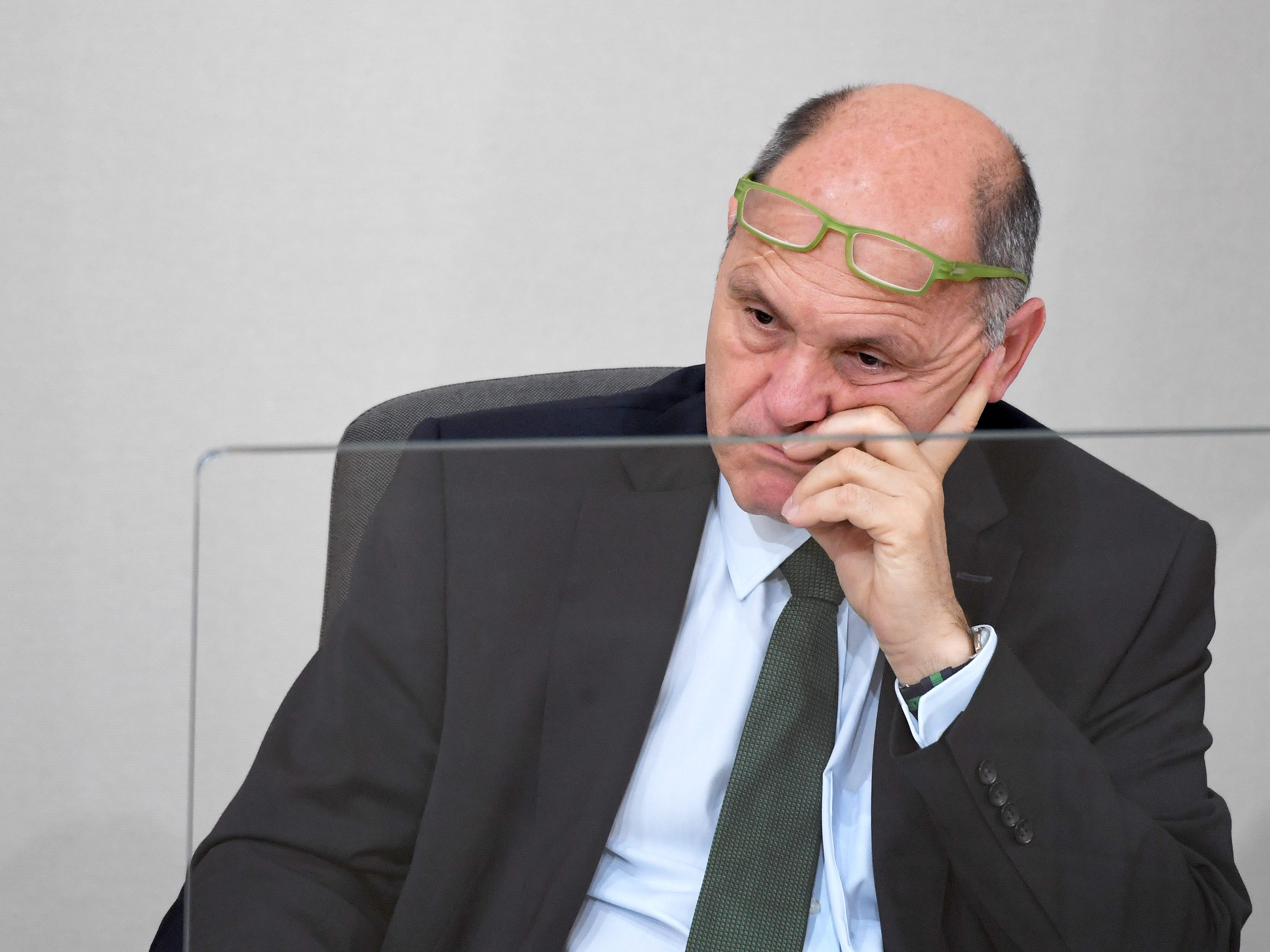 Sobotka soll über ein Treffen mit Jan Marsalek die Unwahrheit gesagt haben. Sobotka soll über ein Treffen mit Jan Marsalek die Unwahrheit gesagt haben.
