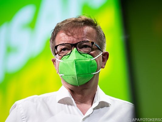 Anschober selbst wird an Maske und Abstand in Innenräumen festhalten Anschober selbst wird an Maske und Abstand in Innenräumen festhalten