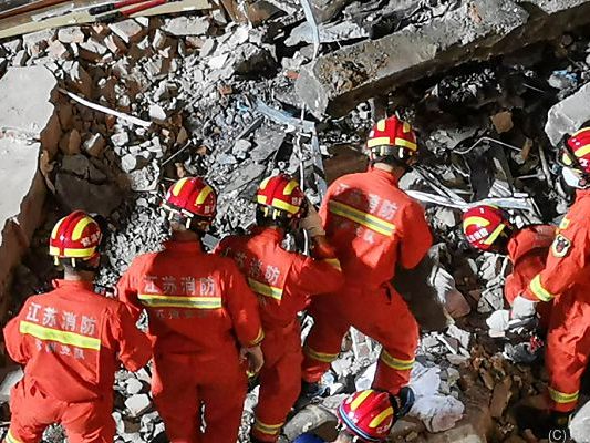 14 Personen konnten bisher gerettet werden 14 Personen konnten bisher gerettet werden