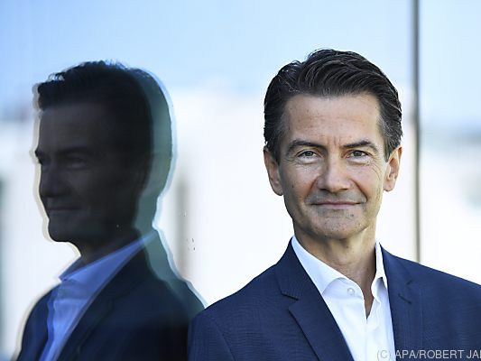 Roland Weißmann wirft seinen Hut in den Ring. Roland Weißmann wirft seinen Hut in den Ring.