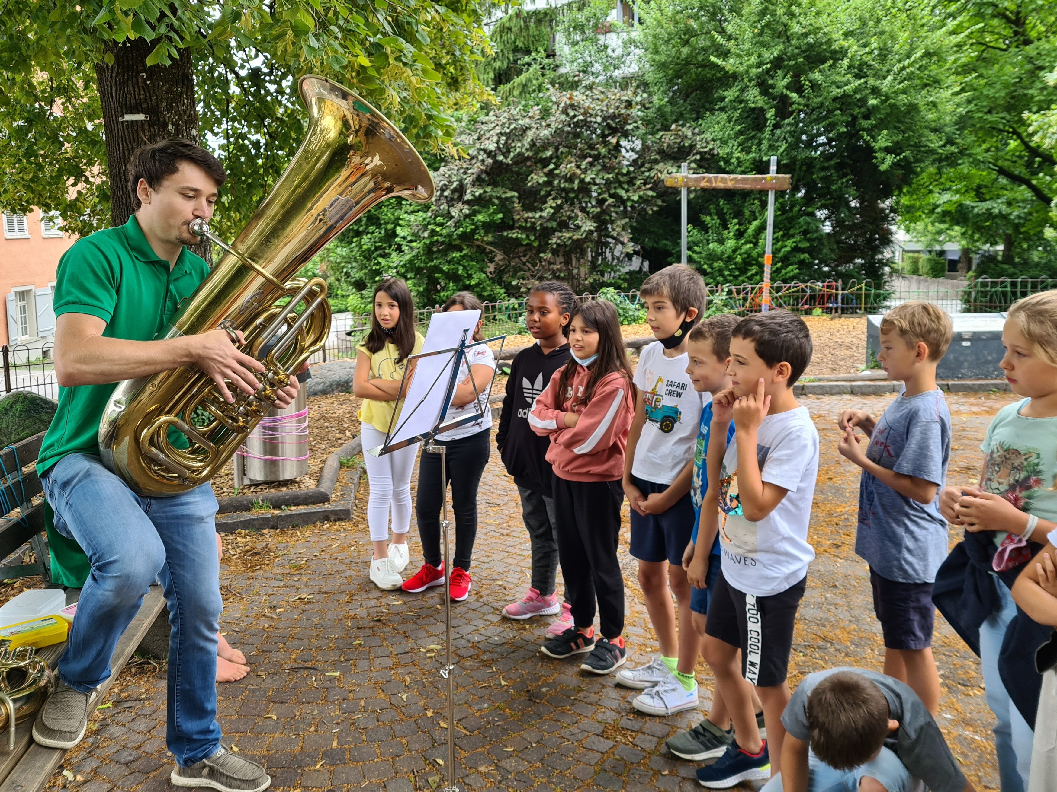 Auch die Schüler der VS Oberdorf freuten sich über die Instrumentenpräsentation.