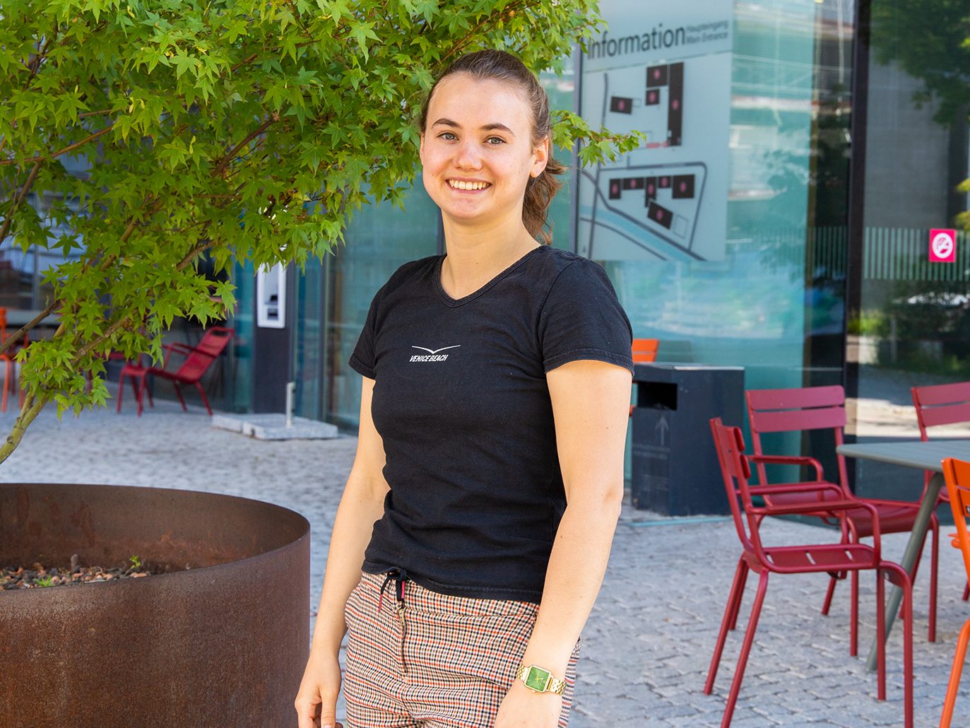Lisa Dannappel studiert an der FH Vorarlberg im Masterstudiengang Mechatronics