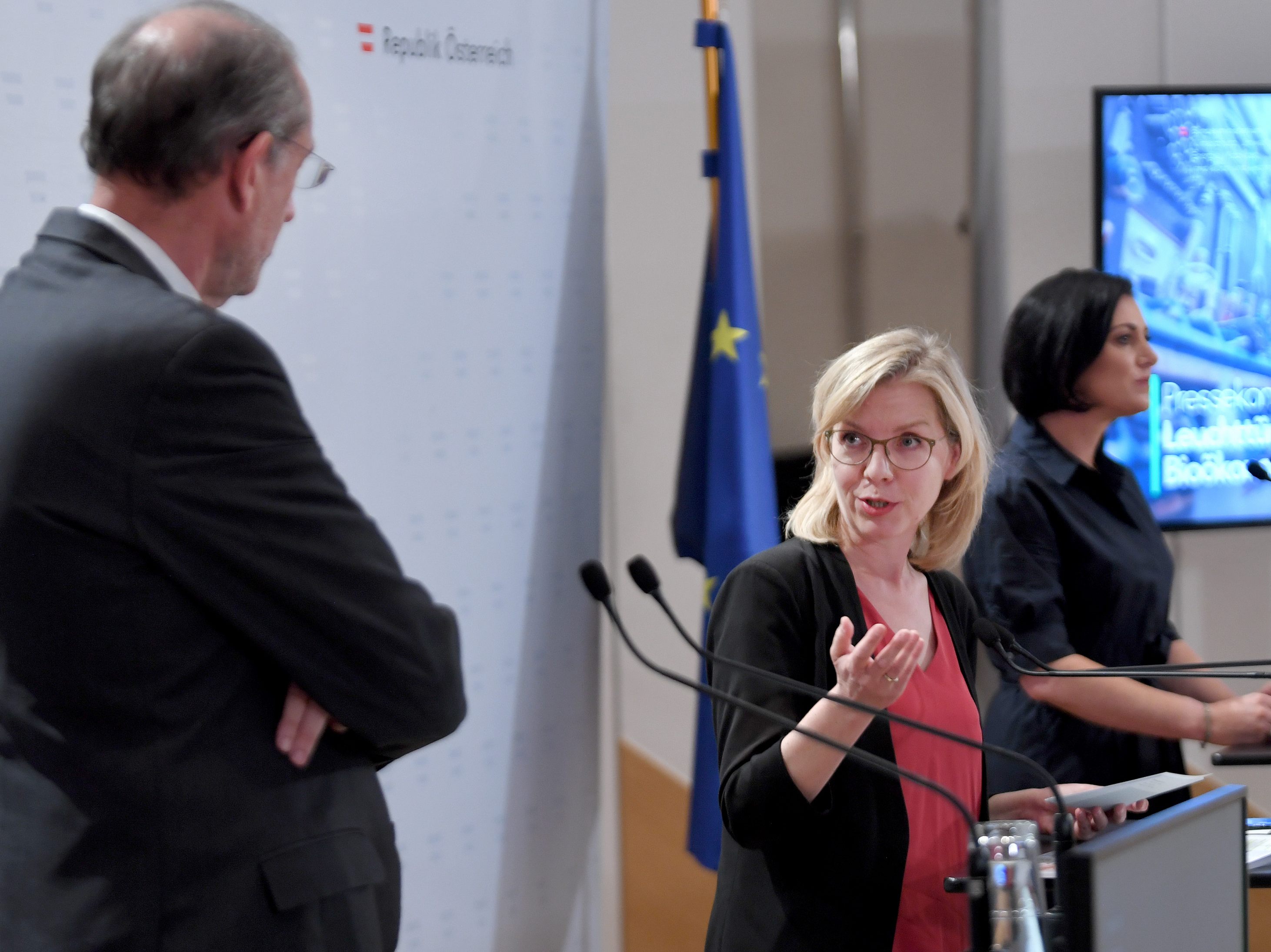 Der Reparaturbonus ab 2022 ist ein großes Anliegen von Umweltministerin Gewessler. Der Reparaturbonus ab 2022 ist ein großes Anliegen von Umweltministerin Gewessler.