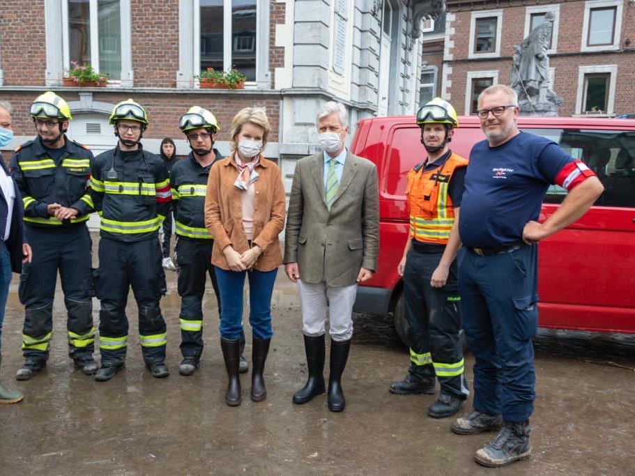 Das belgische Königspaar bedankte sich bei den Einsatzkräften aus Niederösterreich.