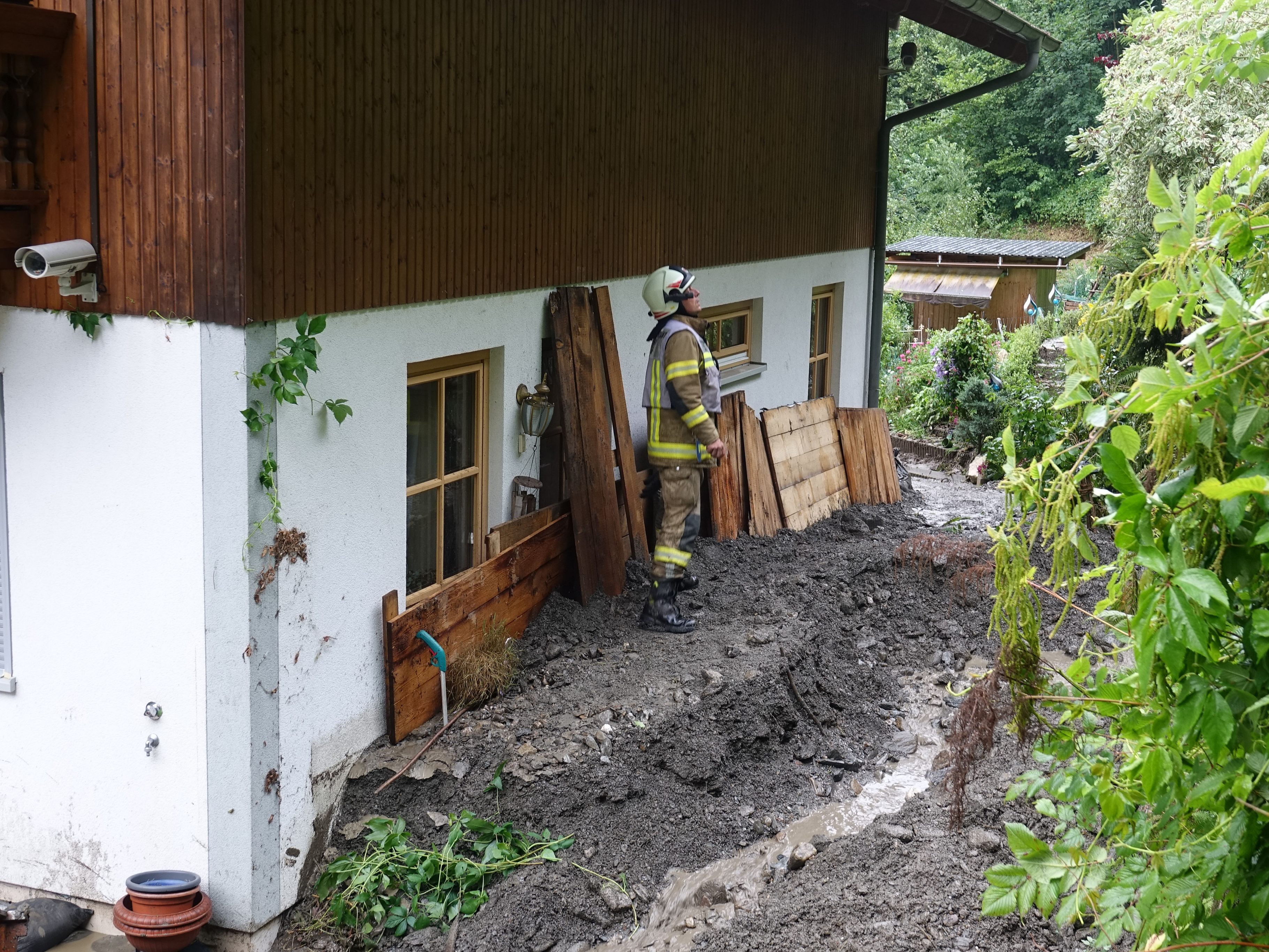 Vor allem im Tiroler Unterland verursachten die Unwetter große Schäden. Vor allem im Tiroler Unterland verursachten die Unwetter große Schäden.