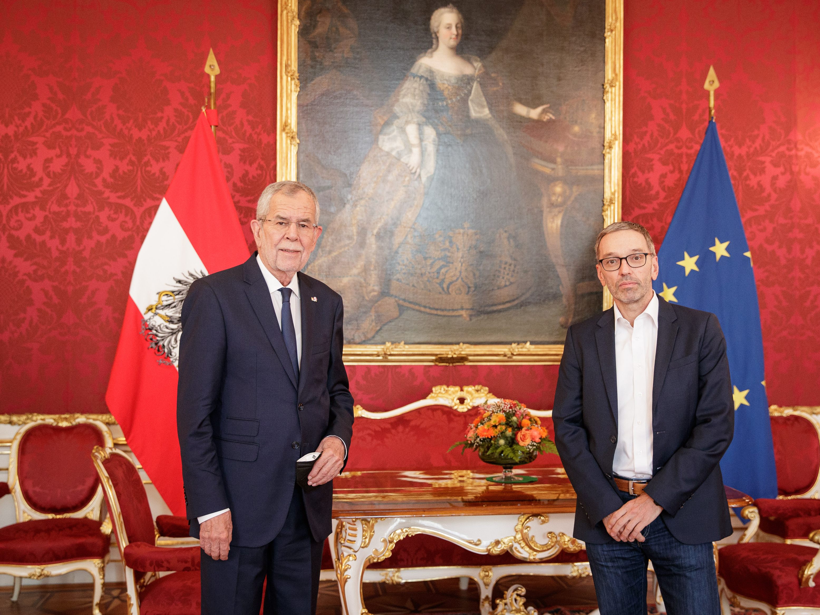 Kickl absolvierte Antrittsbesuch bei Van der Bellen. Kickl absolvierte Antrittsbesuch bei Van der Bellen.