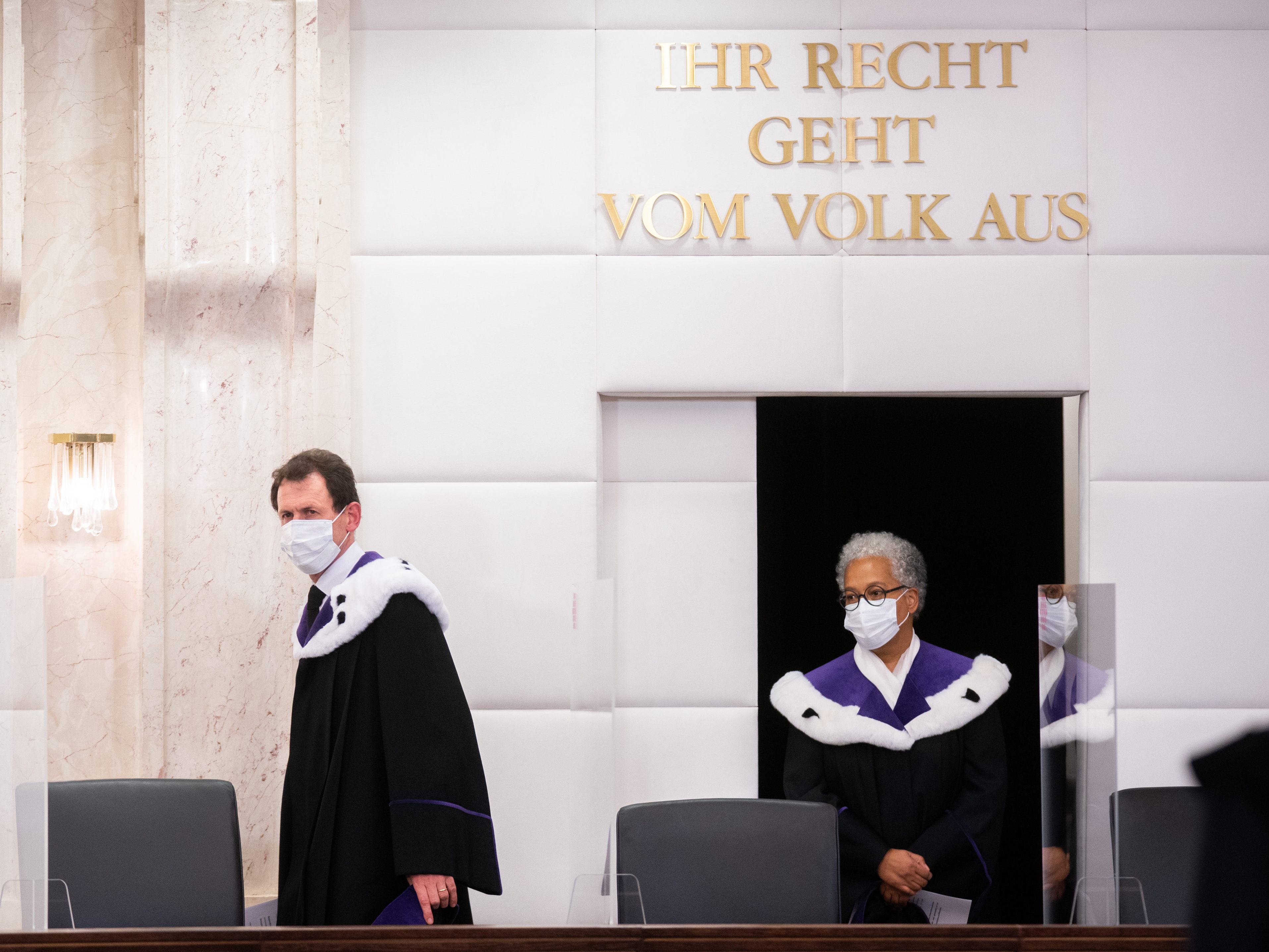 Mehr als 400 Entscheidungen wurden getroffen. Mehr als 400 Entscheidungen wurden getroffen.