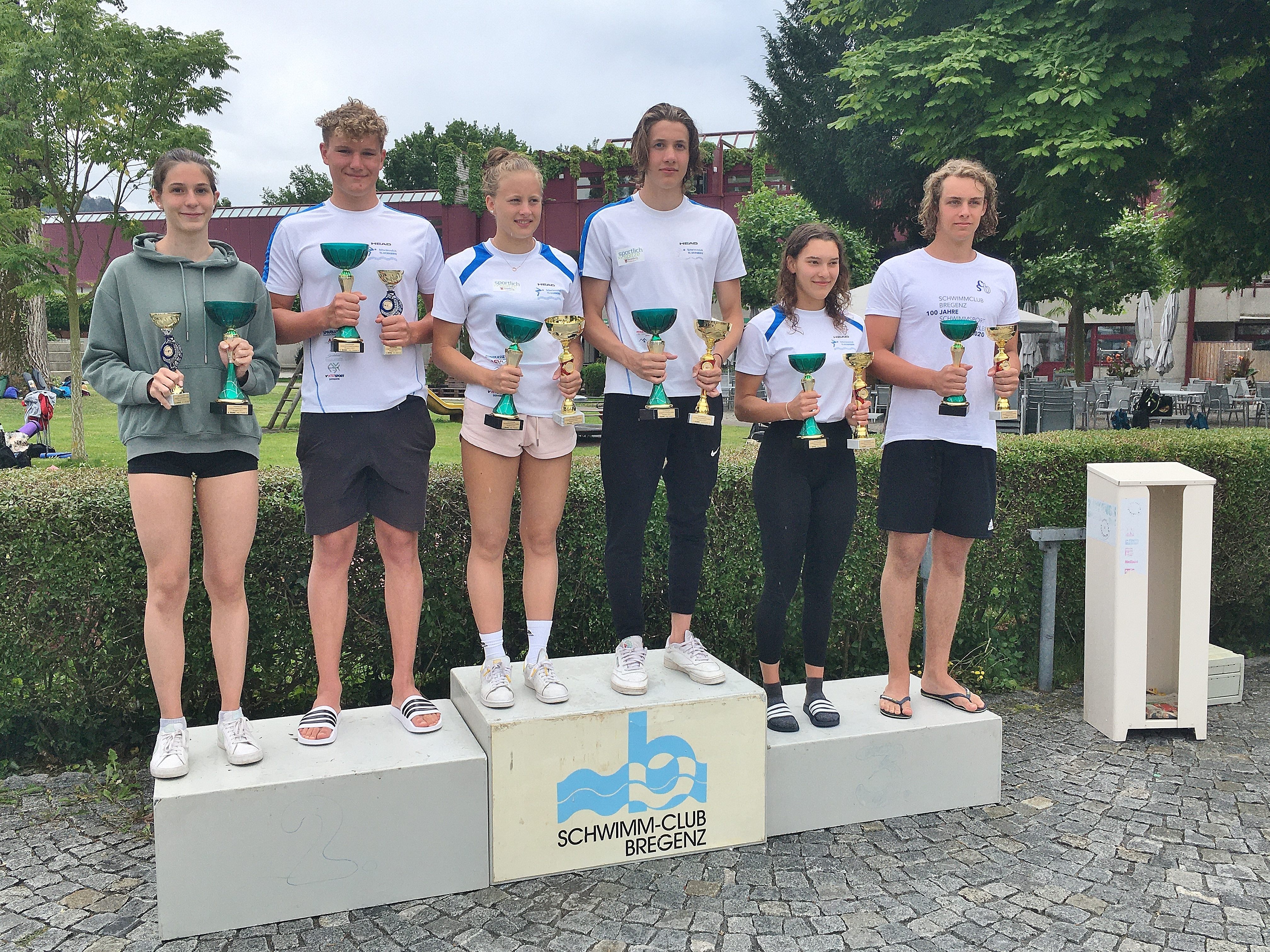 Dornbirns Pokalgewinner und Abräumer bei den ersten Landesmeisterschaften im Schwimmen im Strandbad Bregenz.